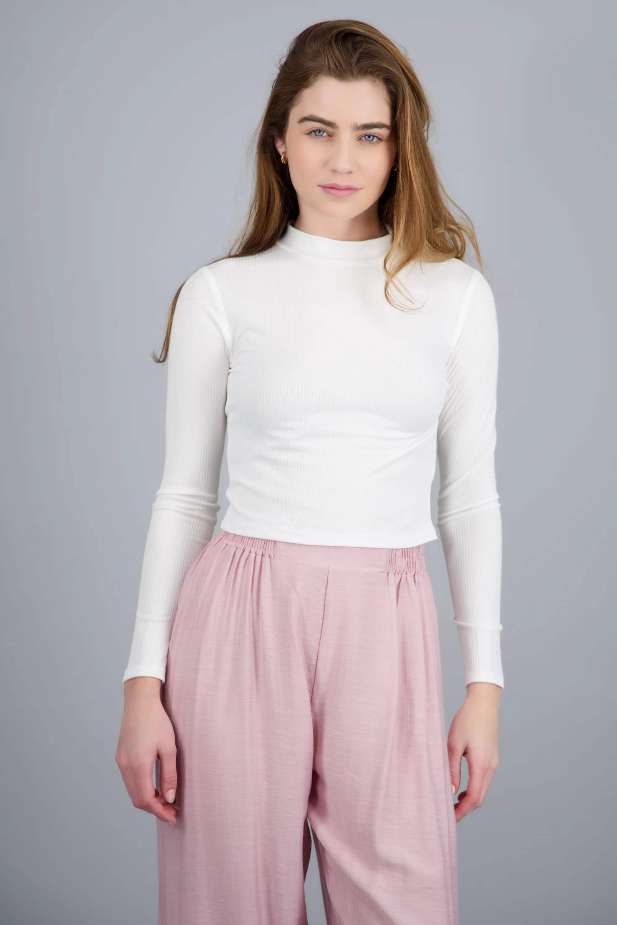Top crop manga larga cuello alto