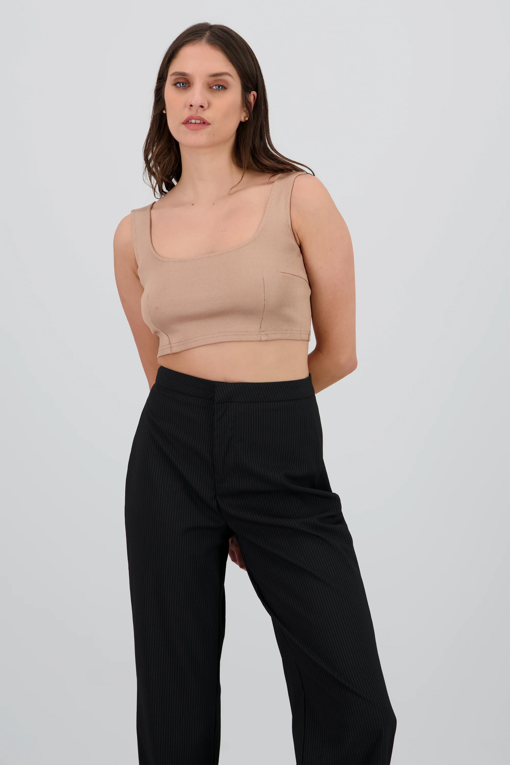 Top crop tirantes escote cuadrado - Image 2