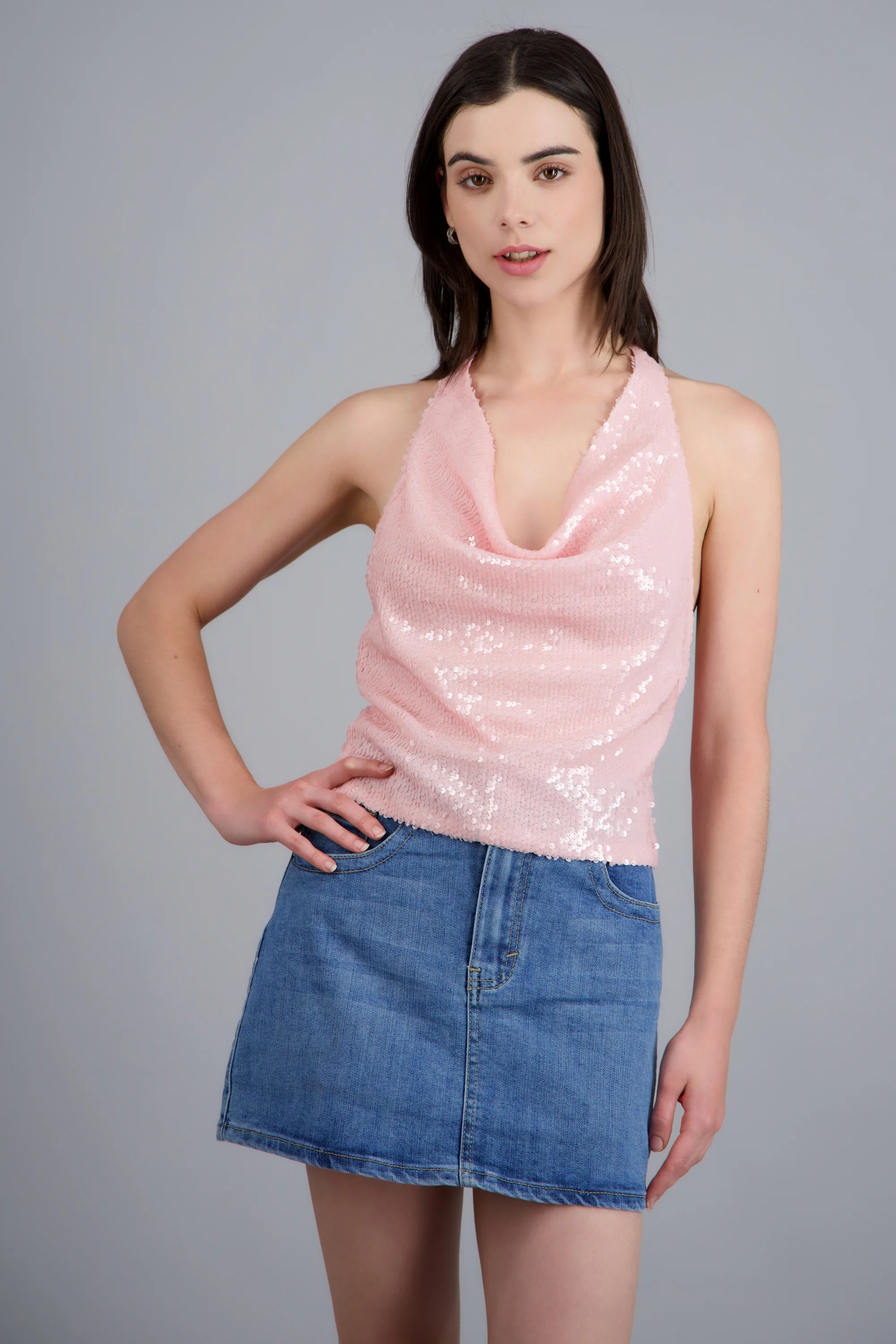 Top de lentejuela halter cuello cascada
