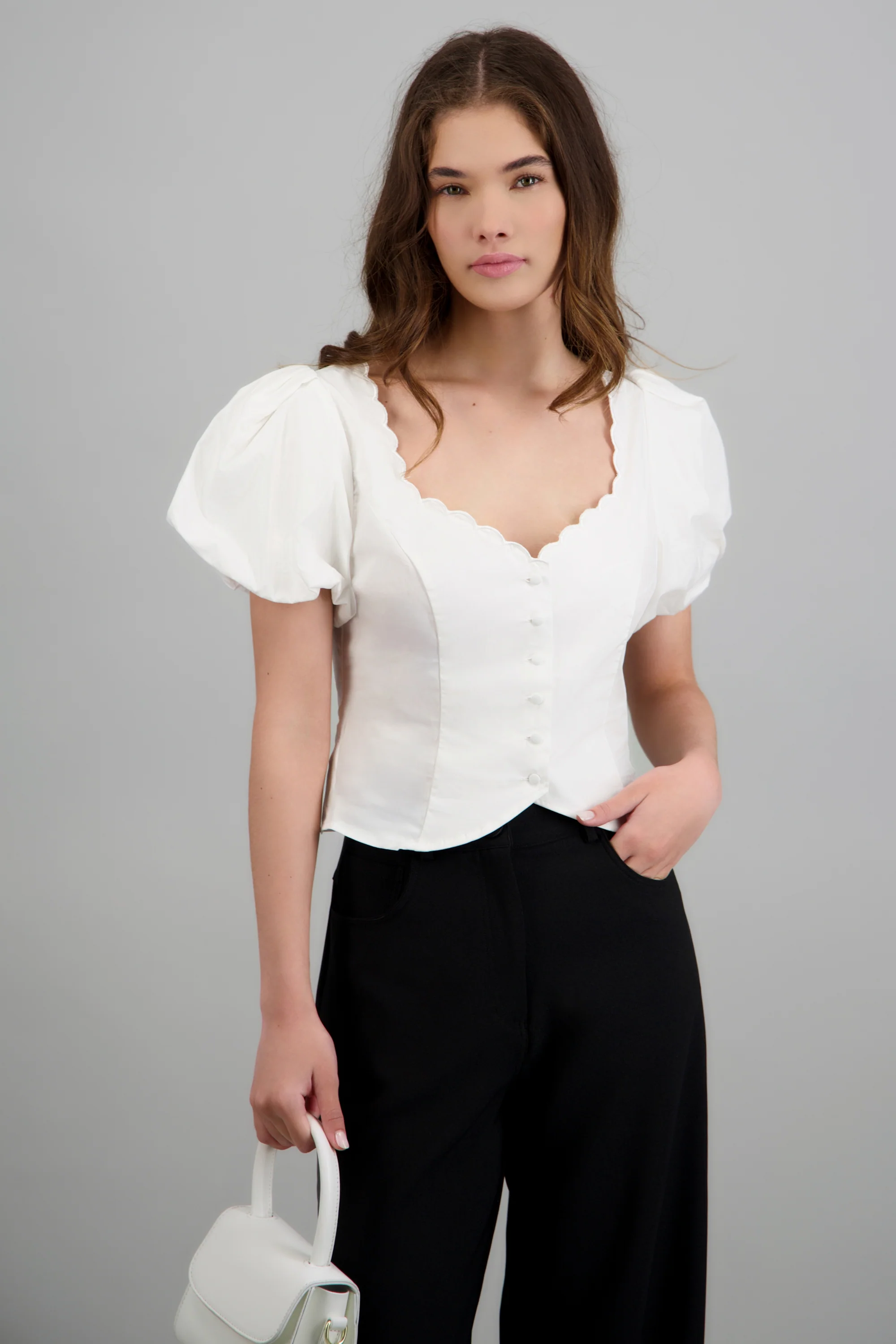 Top detalle escote manga bubble