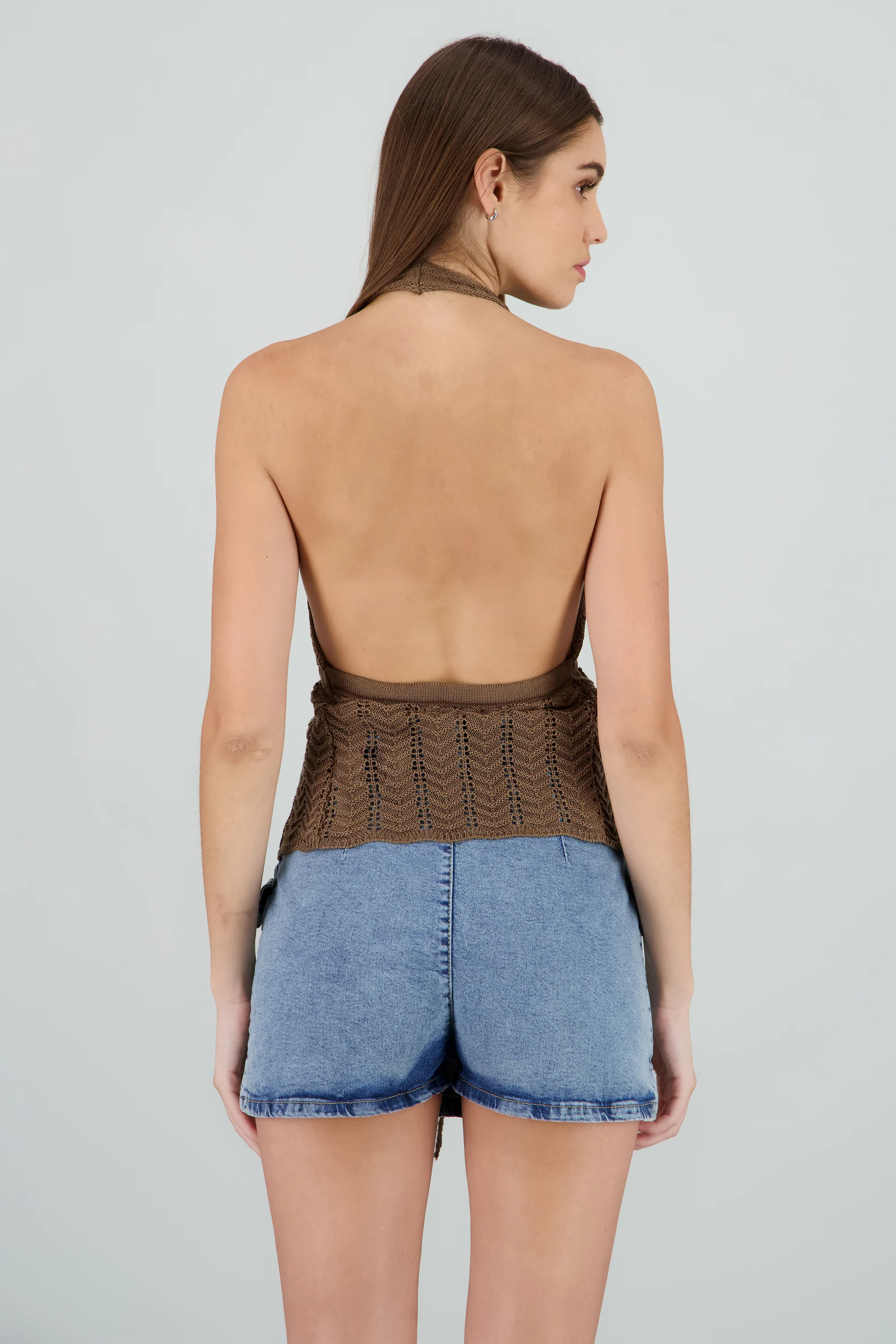 Top halter calado detalle laso - Image 4