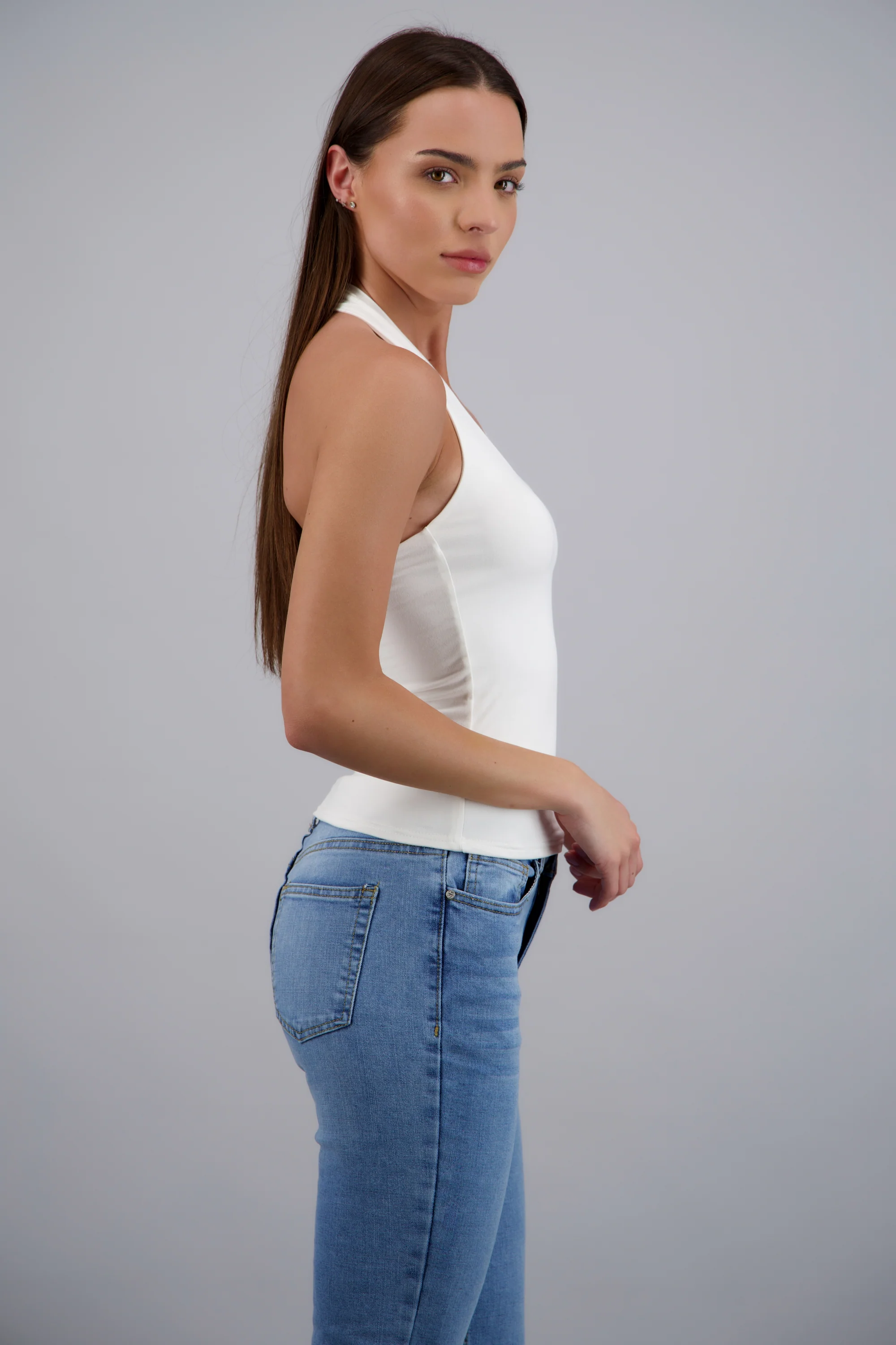 Top halter con escote - Image 2
