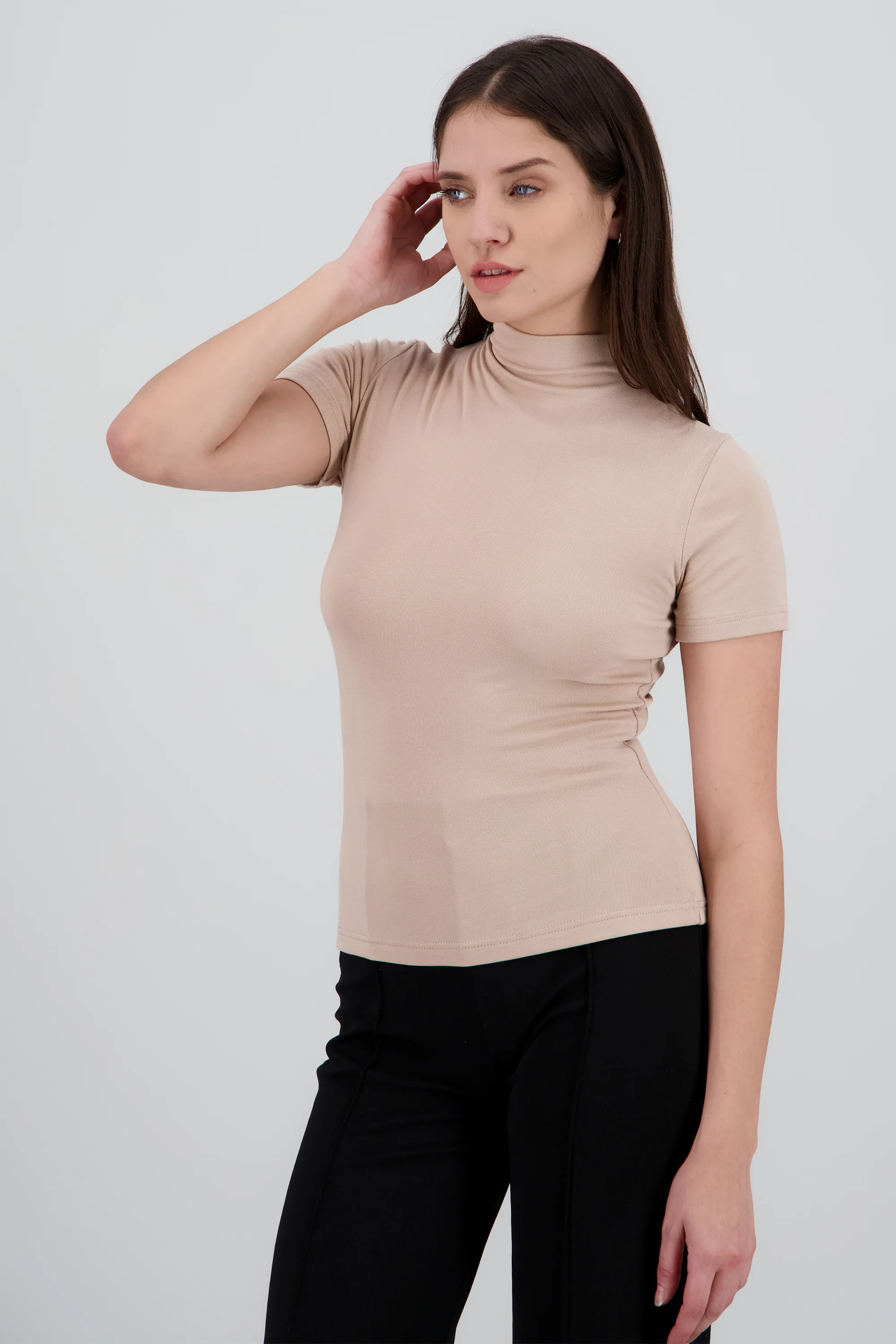 Top manga corta liso cuello alto - Image 2