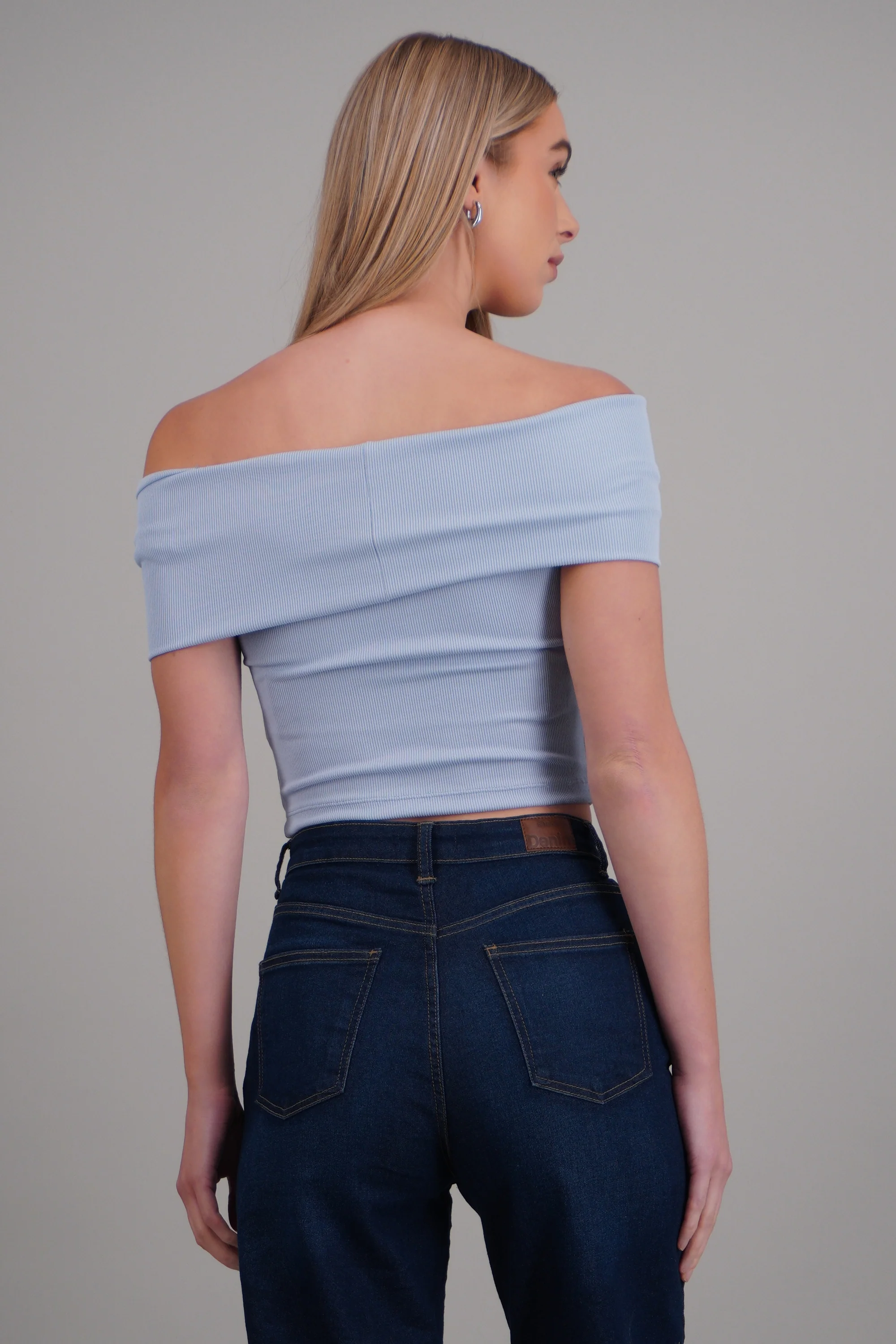 Top off shoulder manga corta rib - Image 4