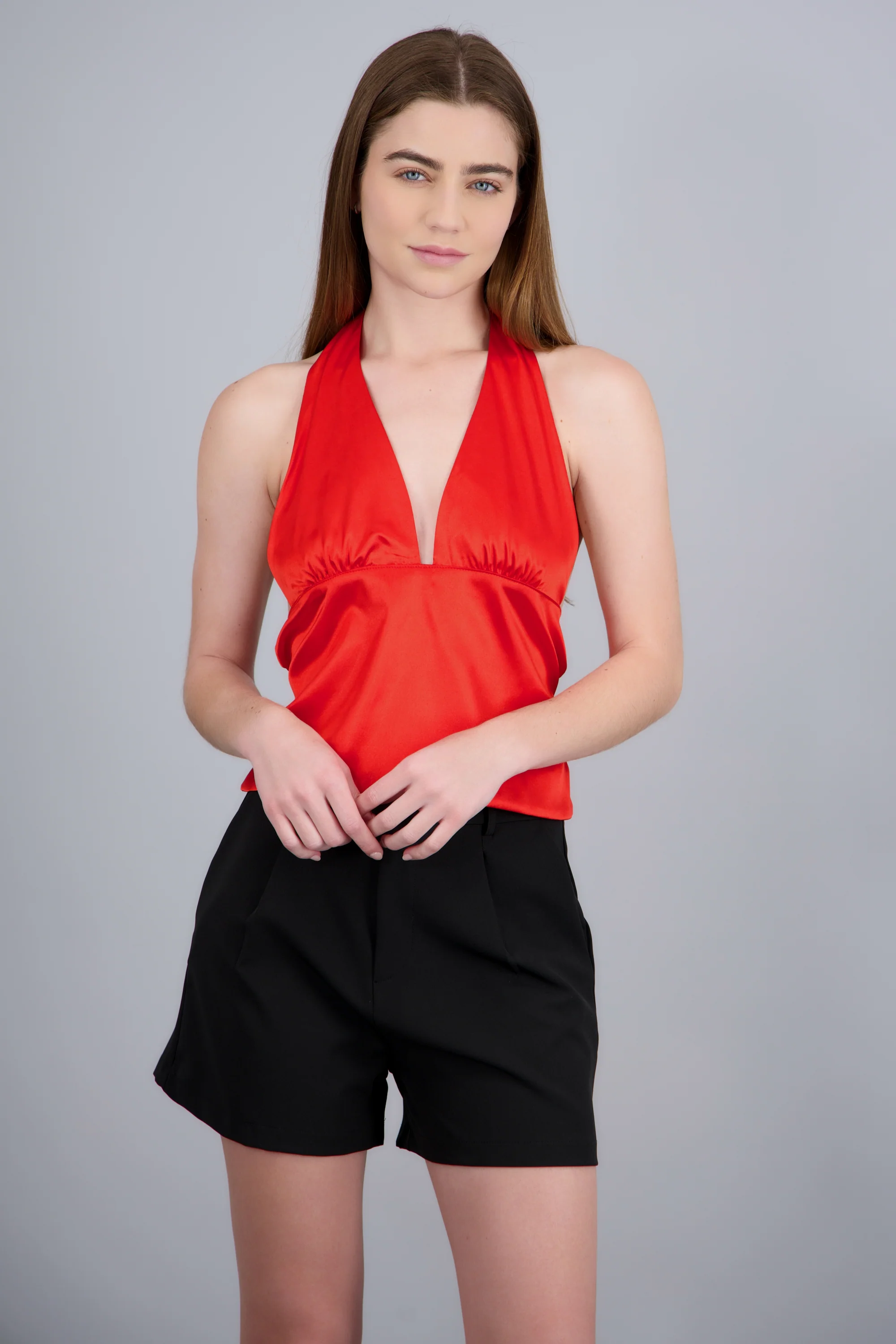Top satinado escote espalda hypsters - Image 3