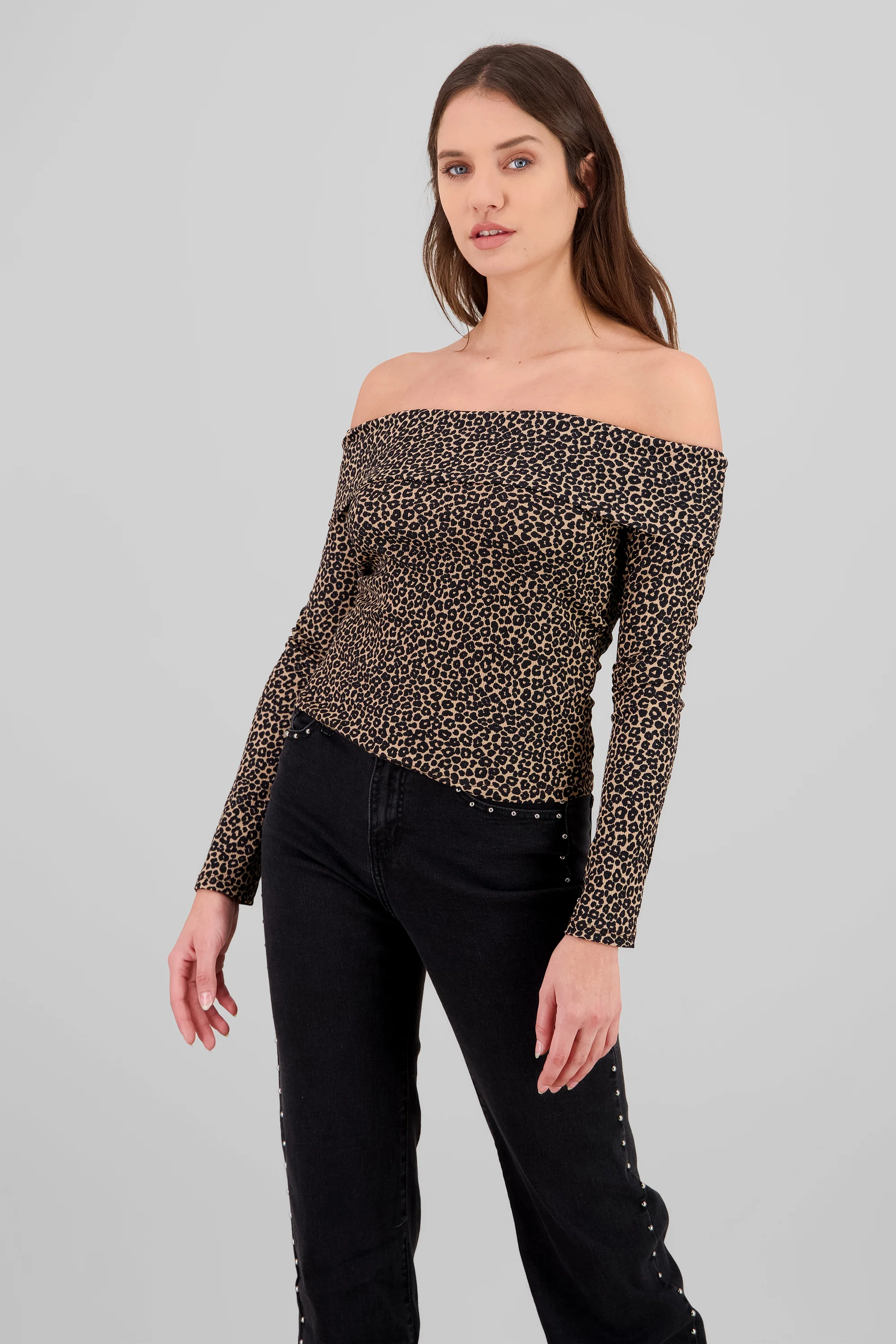 Top sin hombros animal print