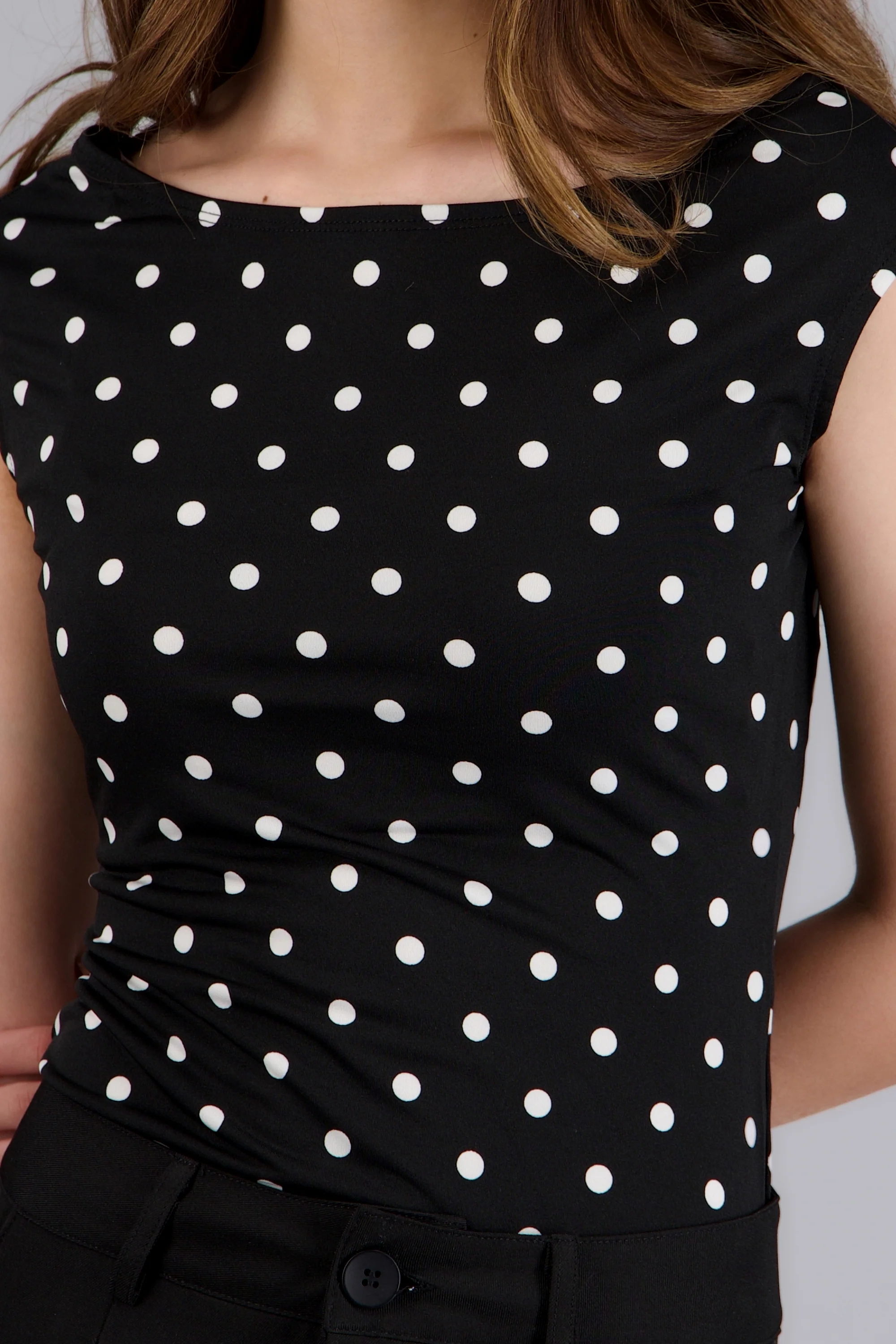 Top sin manga polka dots - Image 5