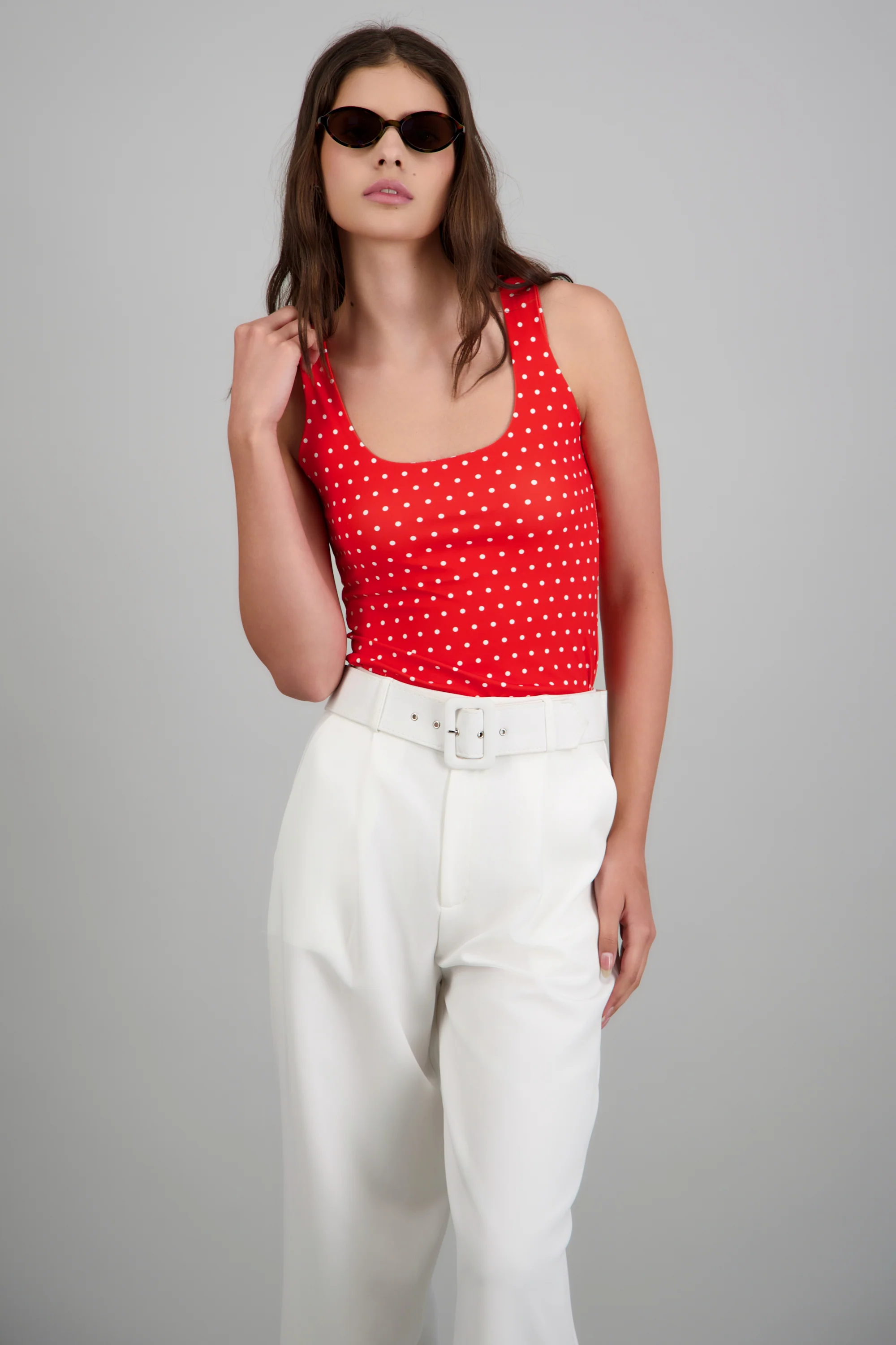 Top sin mangas escote cuadrado polka dots - Image 3