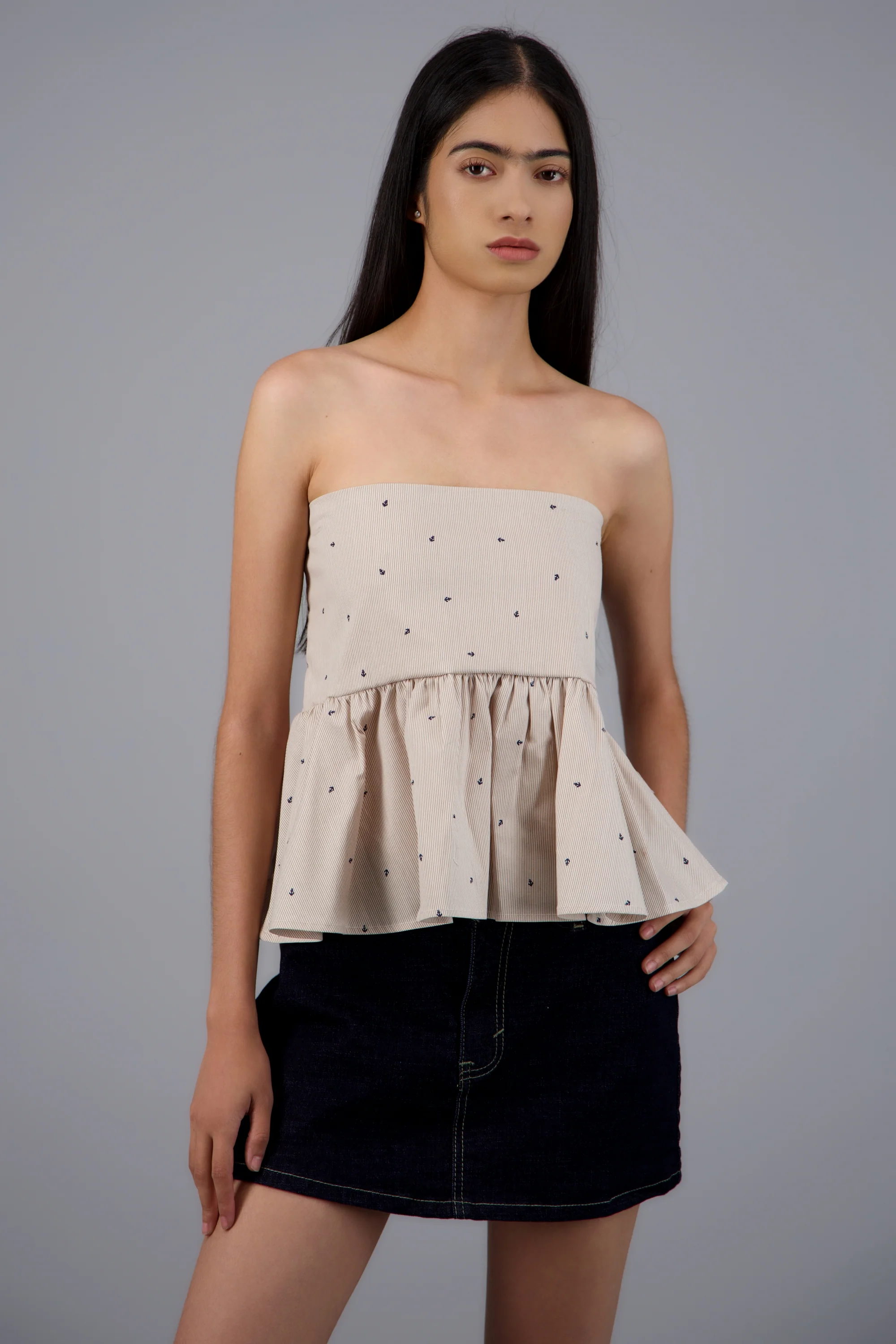 Top strapless detalle olan - Image 3