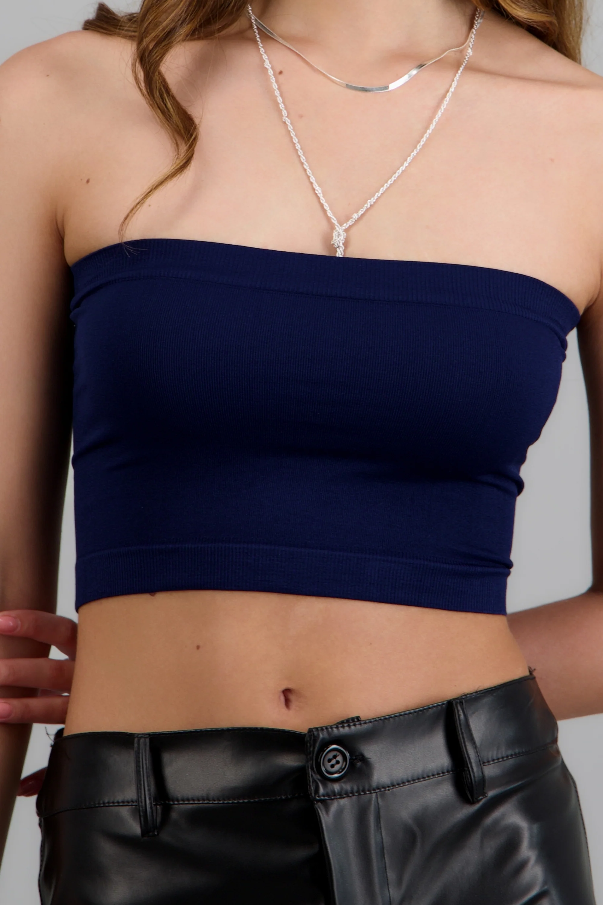 Top strapless liso - Image 2