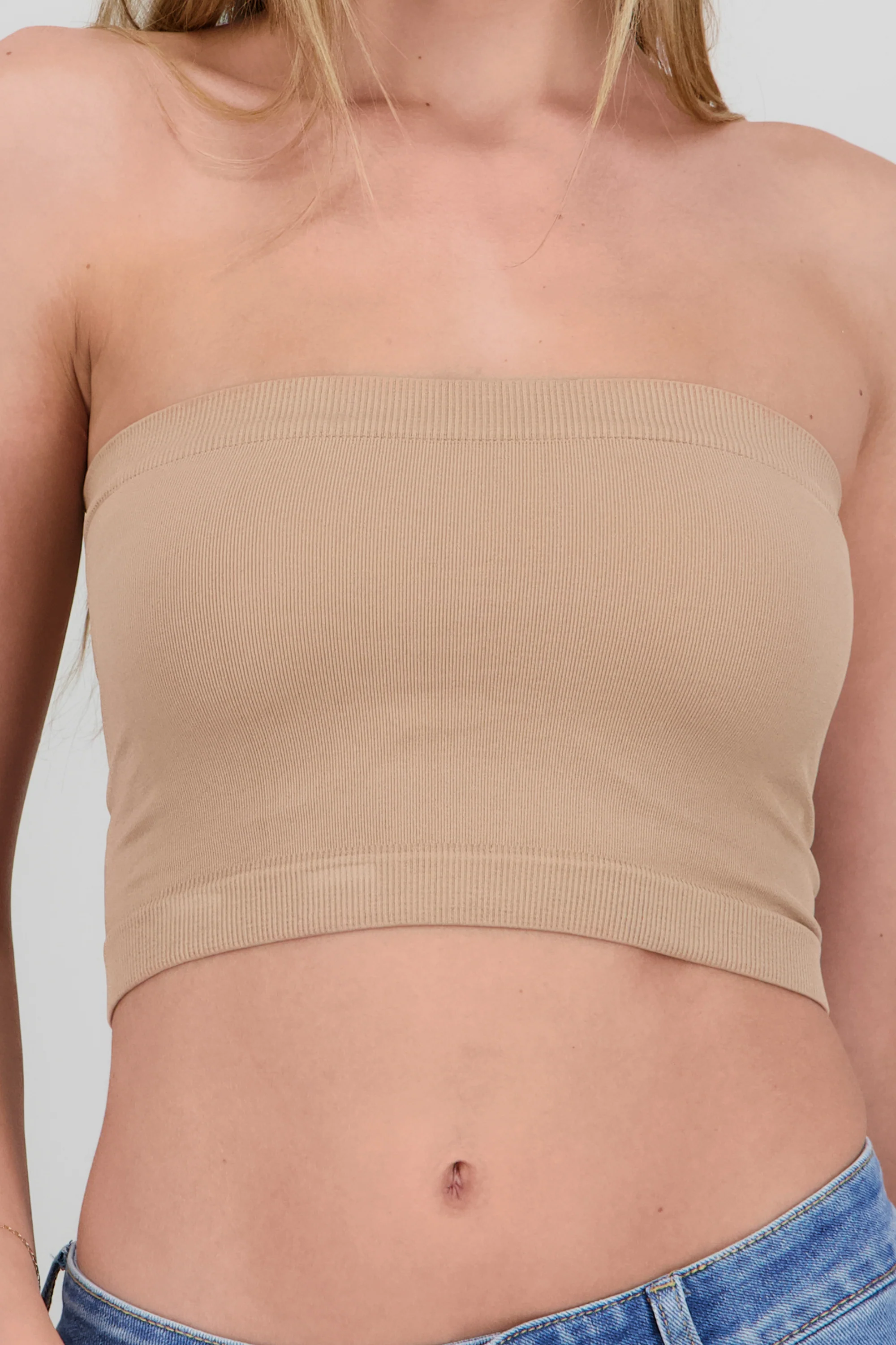Top strapless liso - Image 5