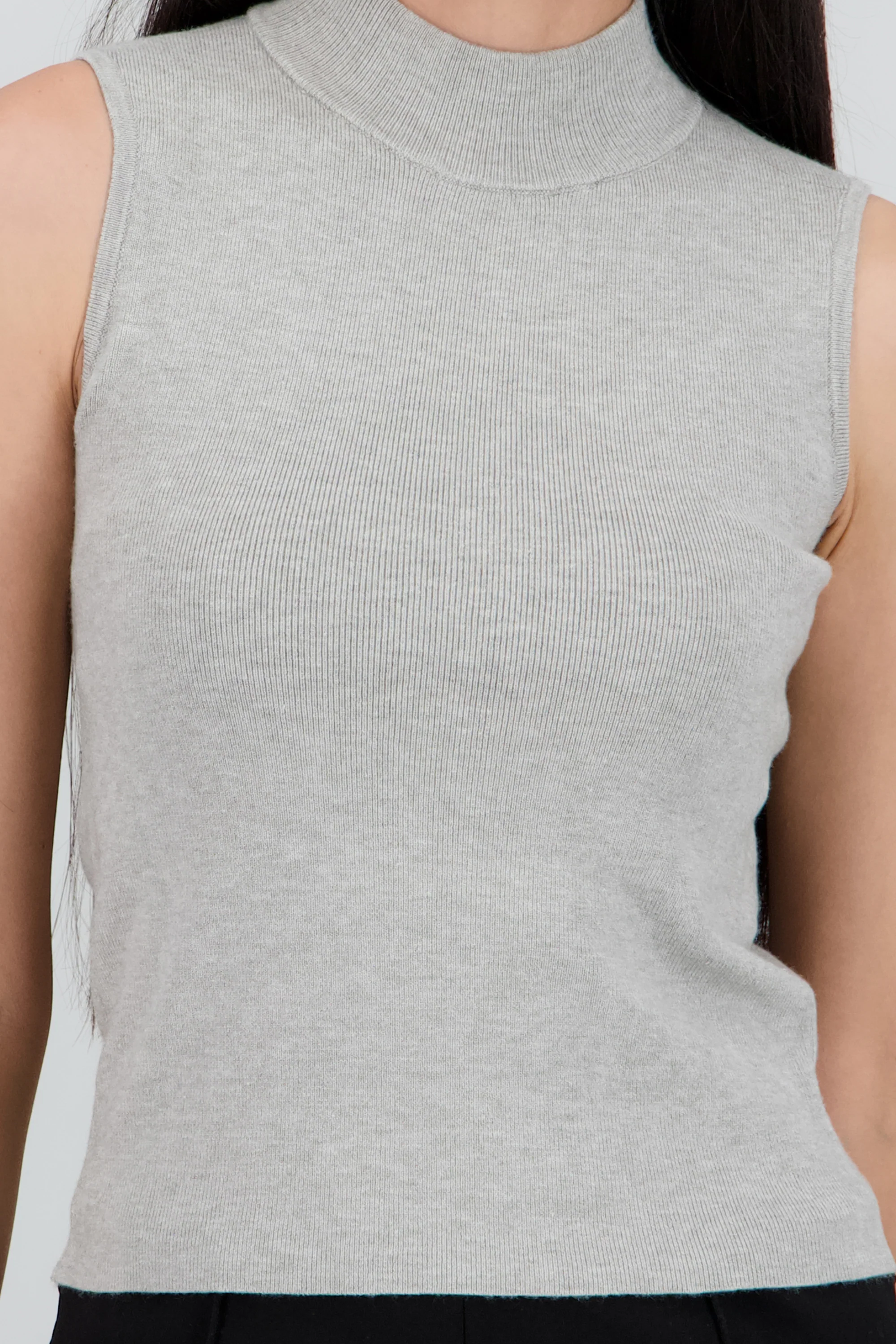 Top tejido sin manga cuello alto - Image 5