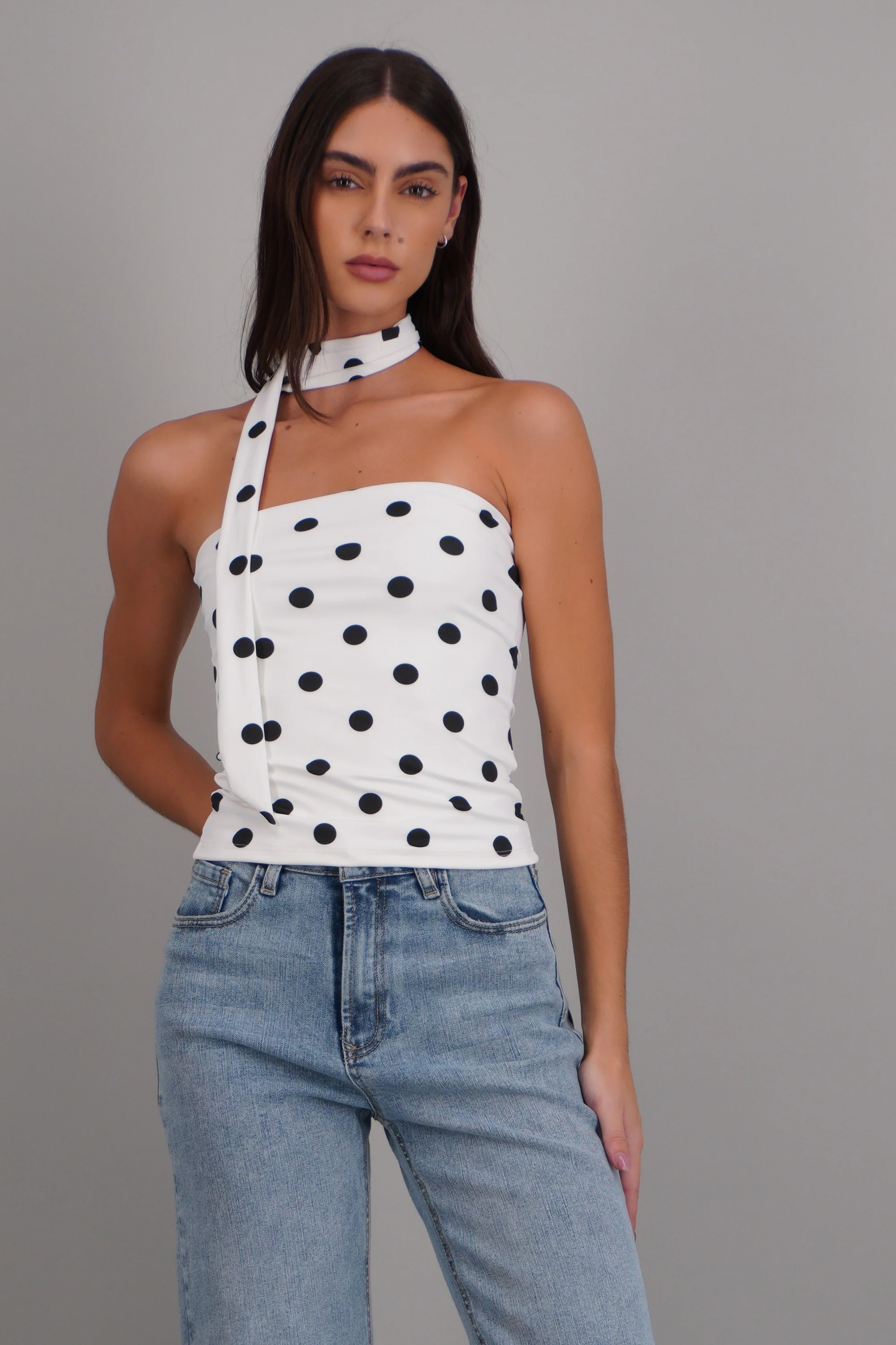 Top tubo detalle bufanda polka dots