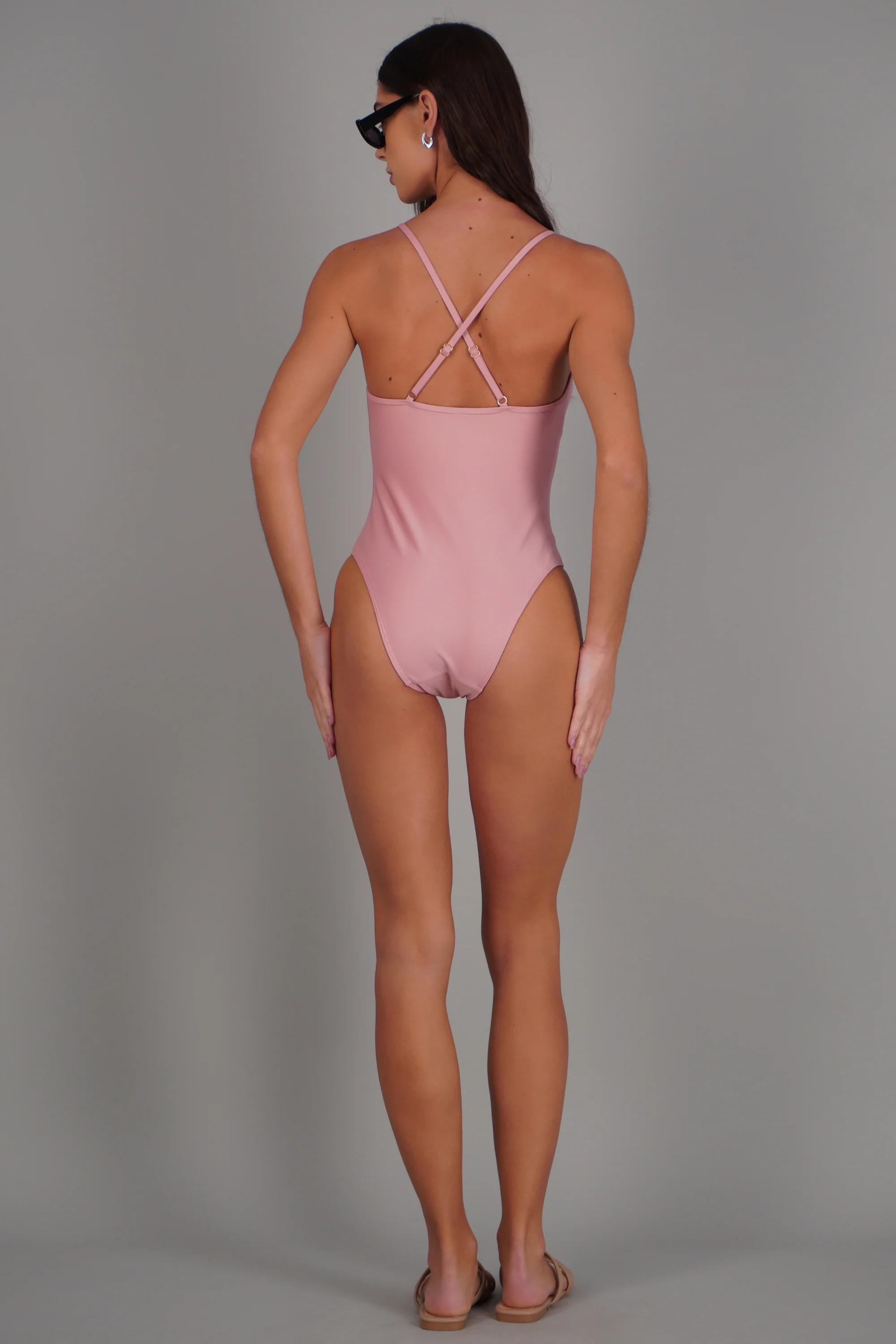 Traje de baño escote concha - Image 4
