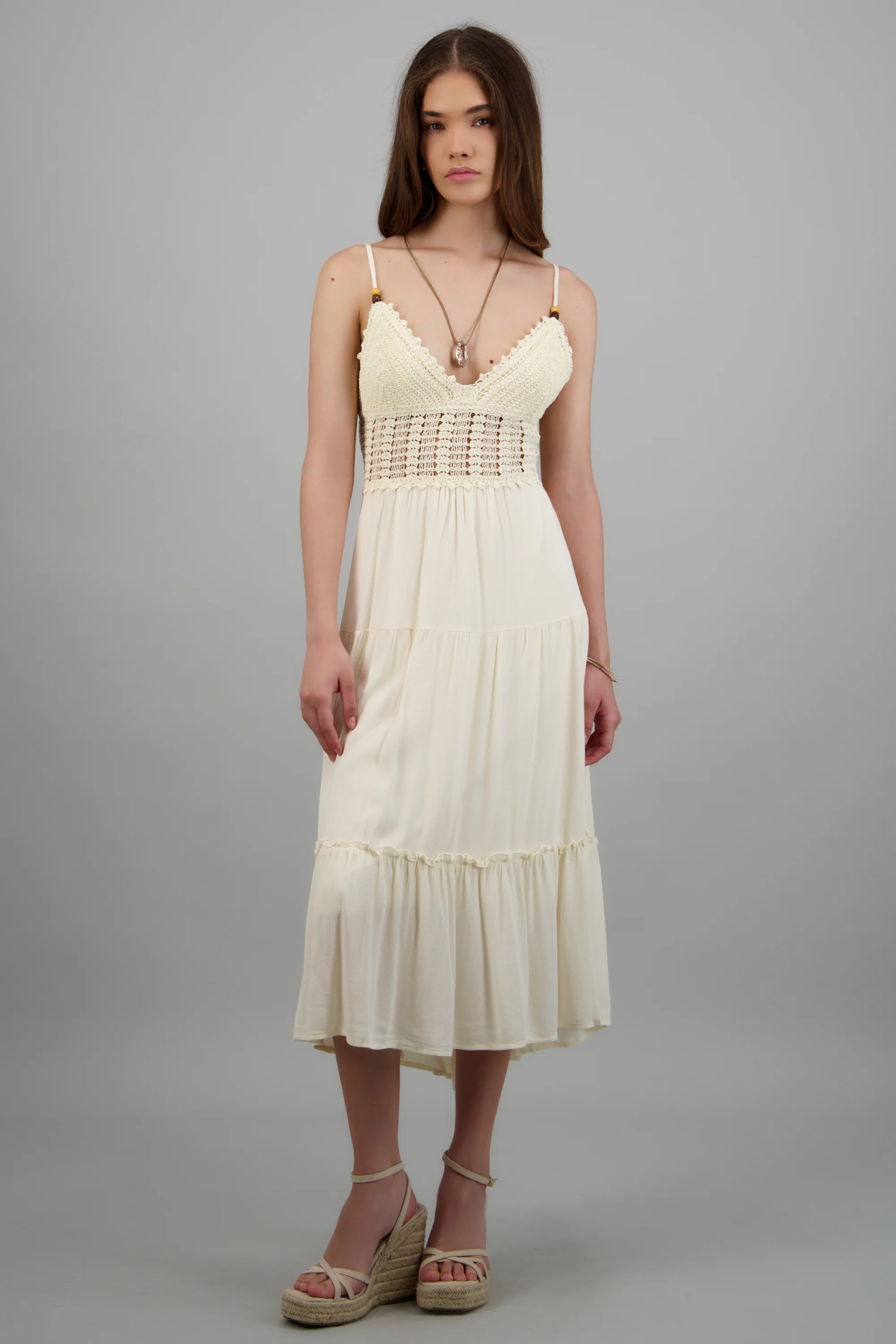 Vestido con crochet liso