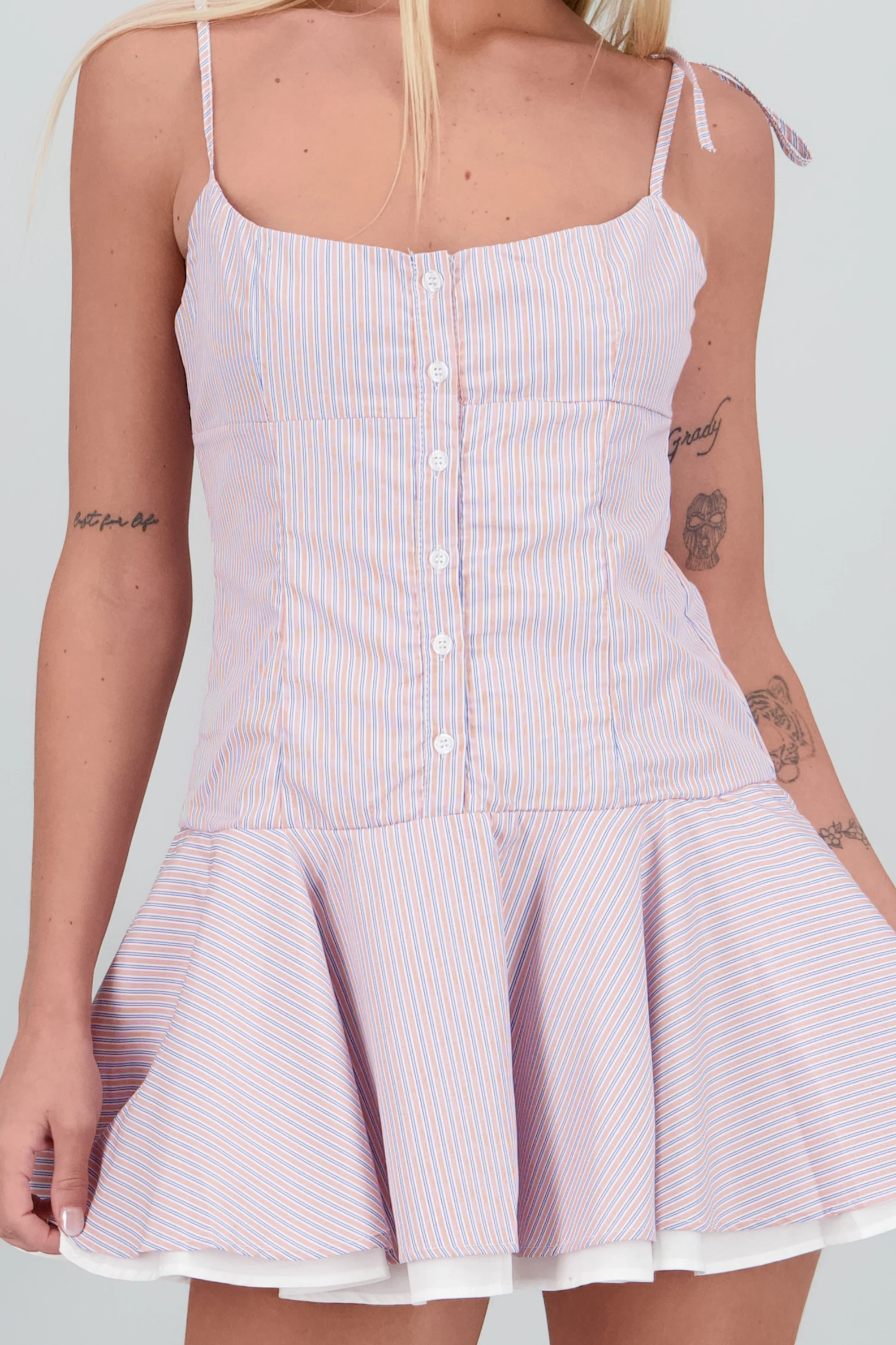 Vestido con tirantes tela sastre - Image 5
