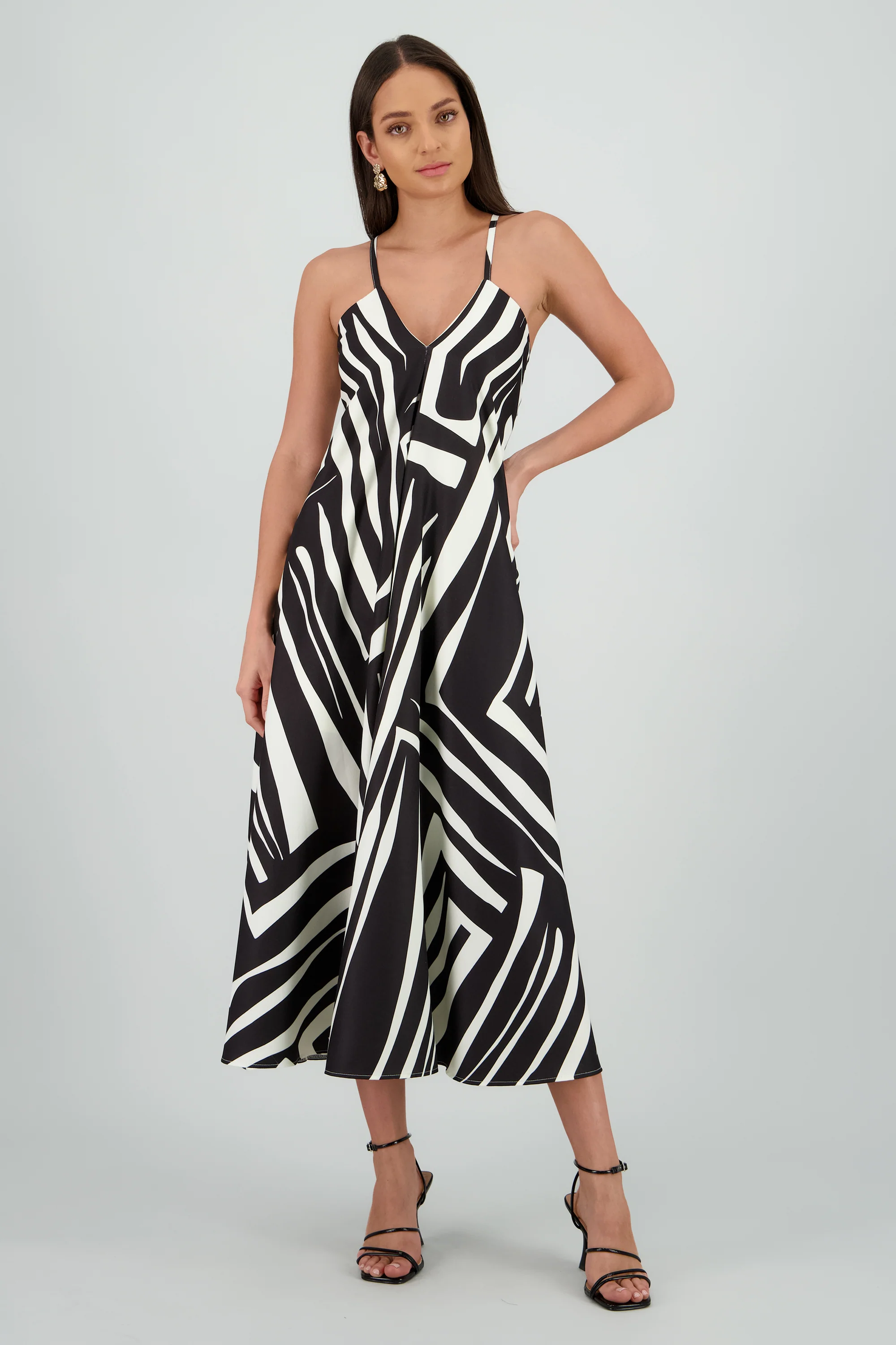 Vestido escote v estampado