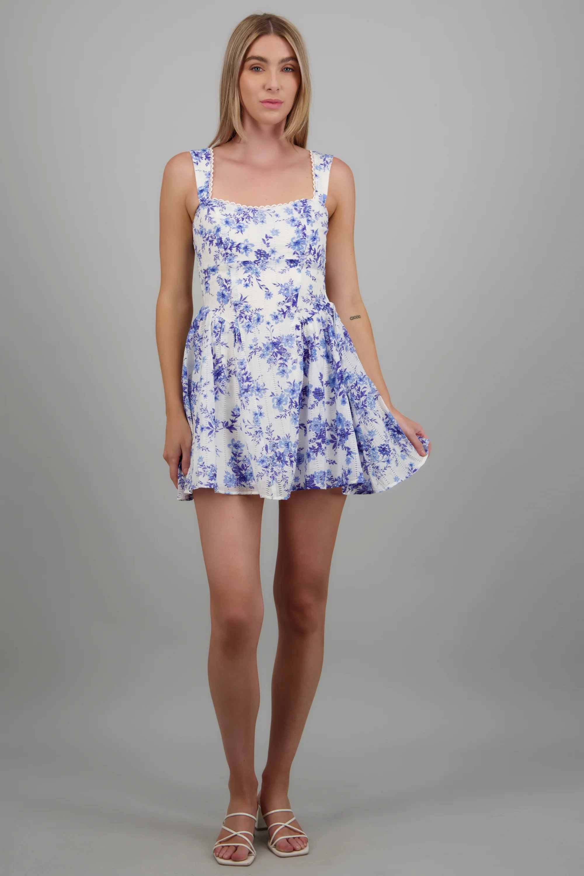 Vestido estampado flores