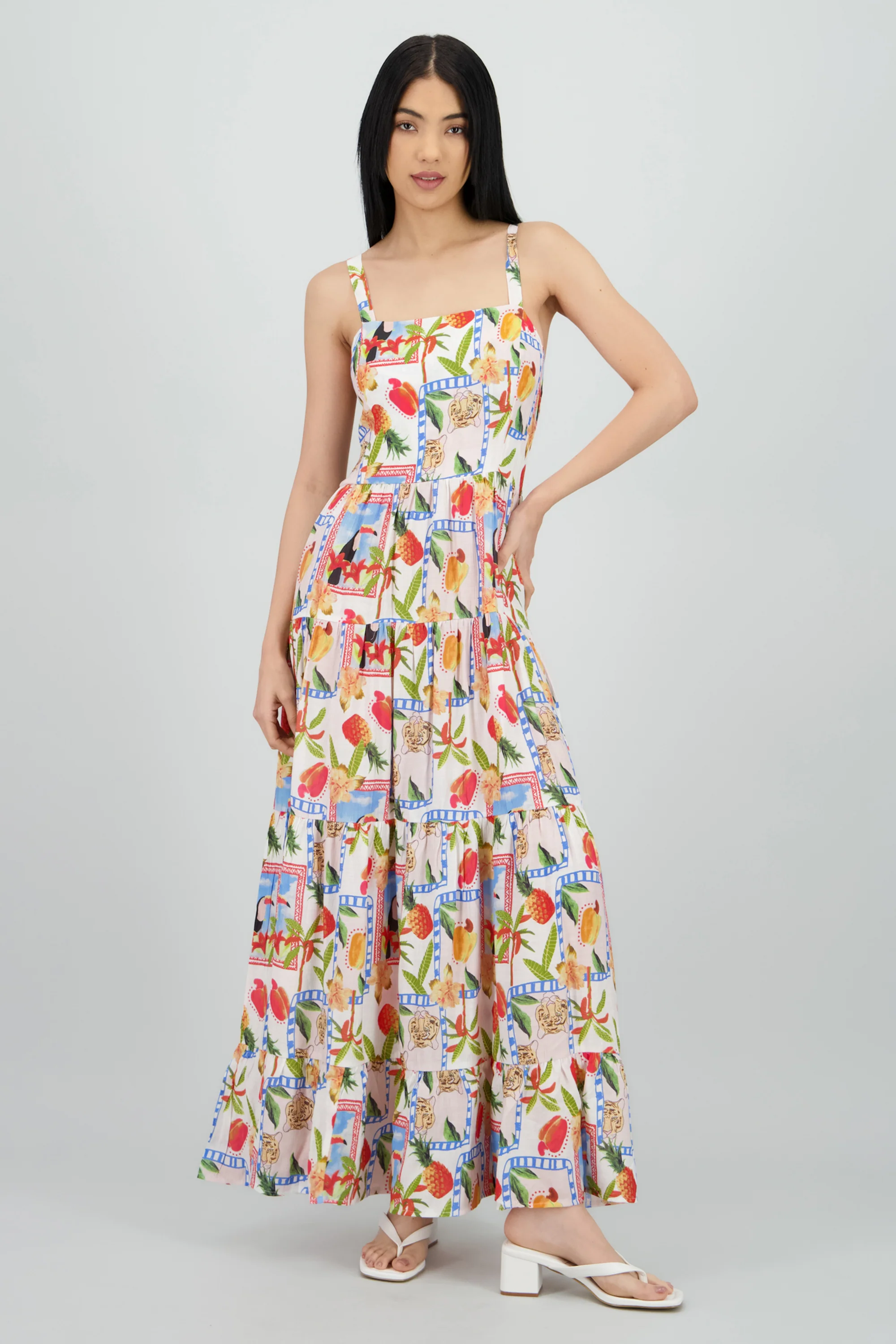 Vestido estampado tropical con tirantes
