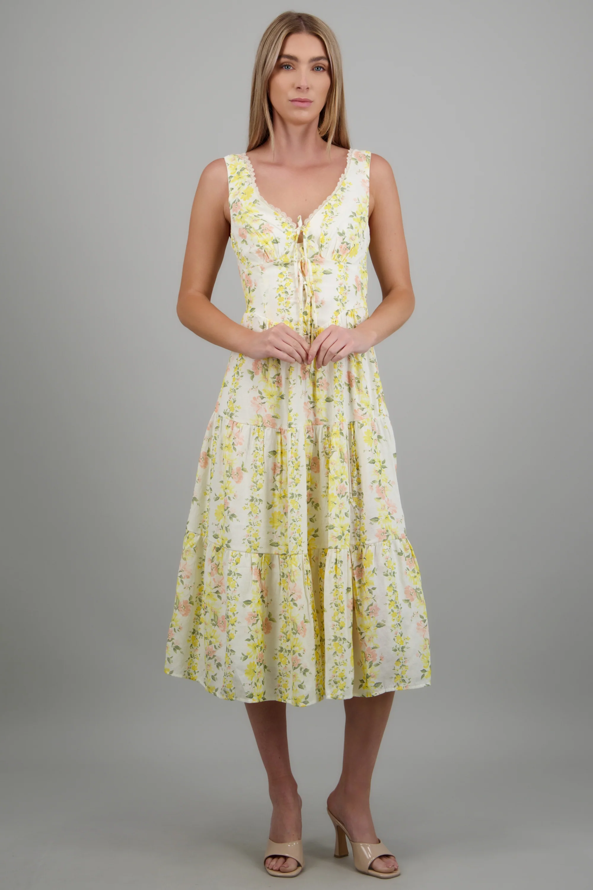Vestido halter detalle moños