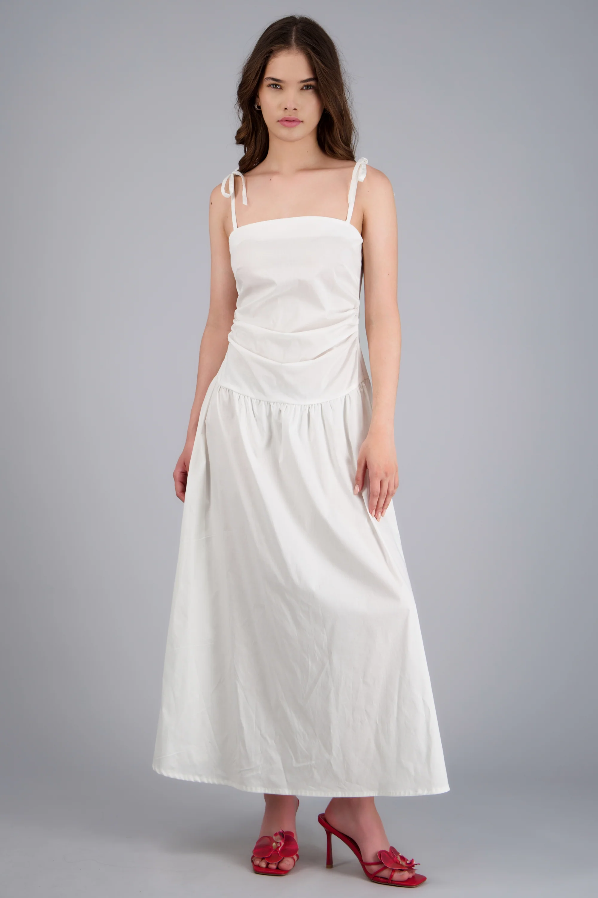 Vestido ligero efecto drapeado