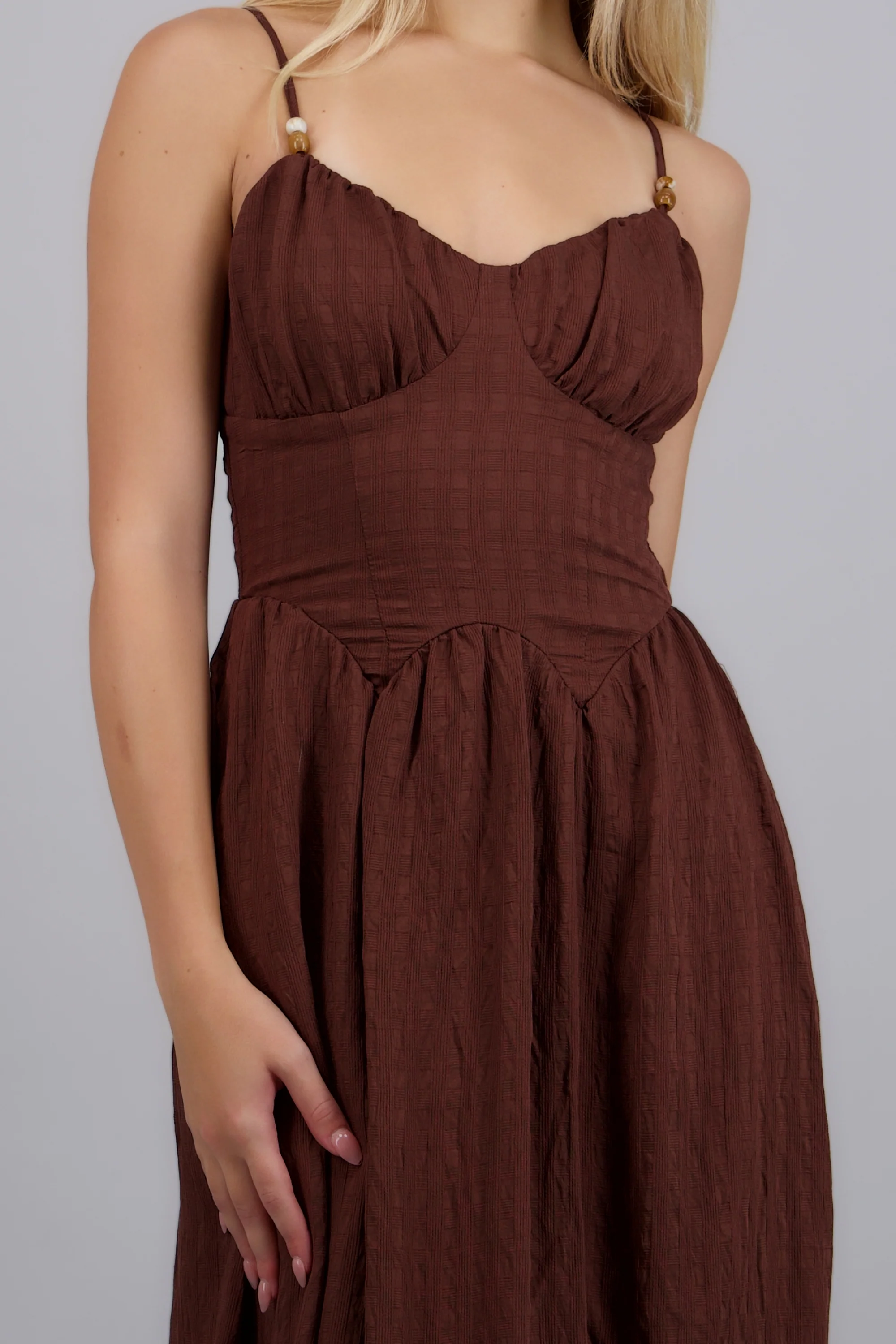 Vestido liso tirantes detalle cuentas - Image 5