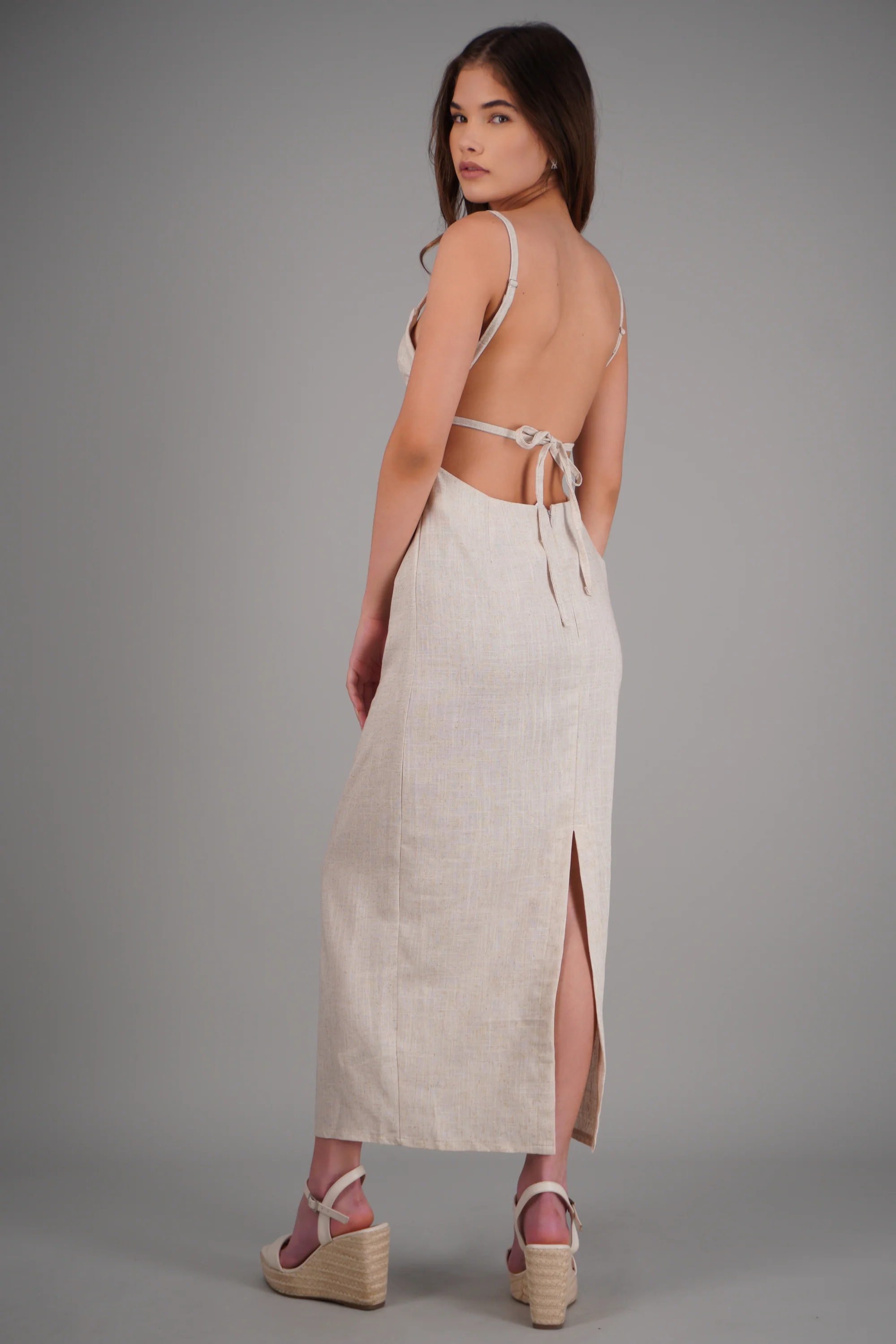 Vestido maxi de lino drapeado - Image 4