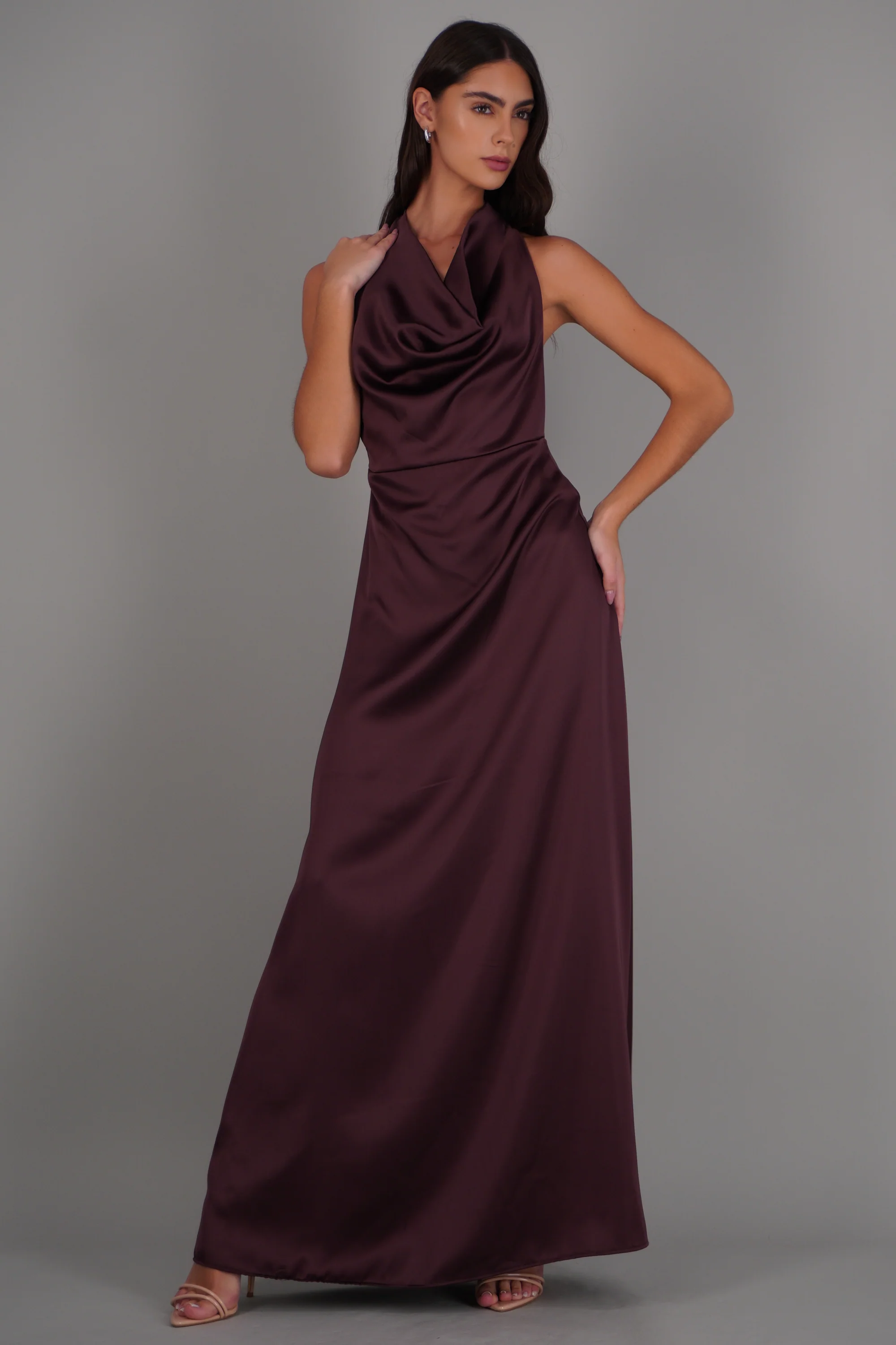 Vestido maxi escote cascada satinado - Image 3