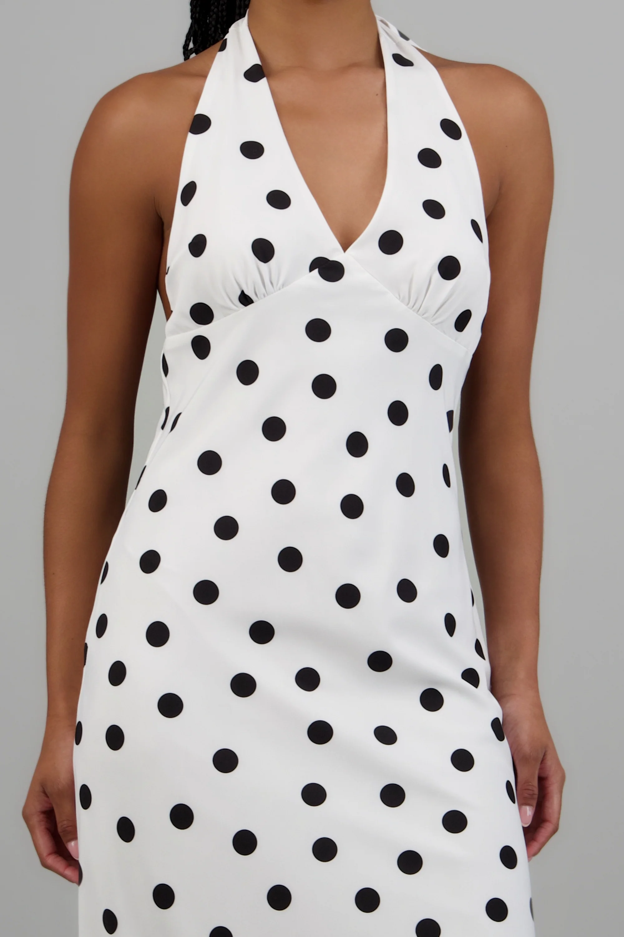Vestido maxi escote halter polka dots - Image 5