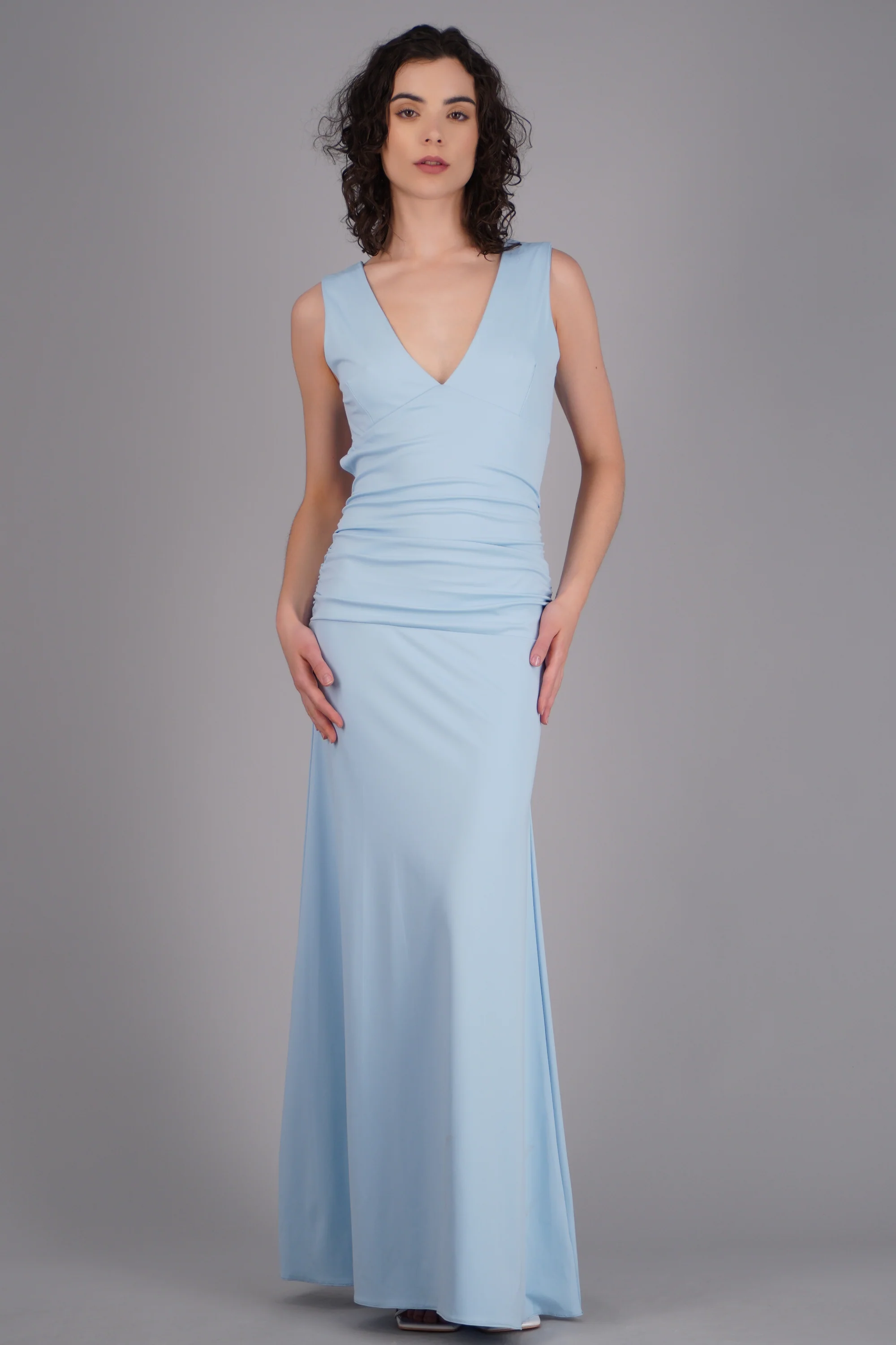 Vestido maxi escote V espalda descubierta