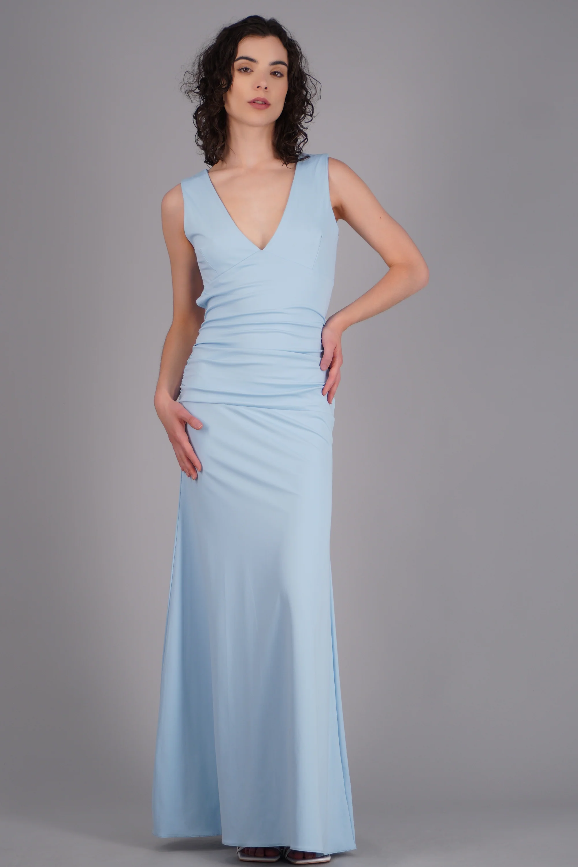 Vestido maxi escote V espalda descubierta - Image 3