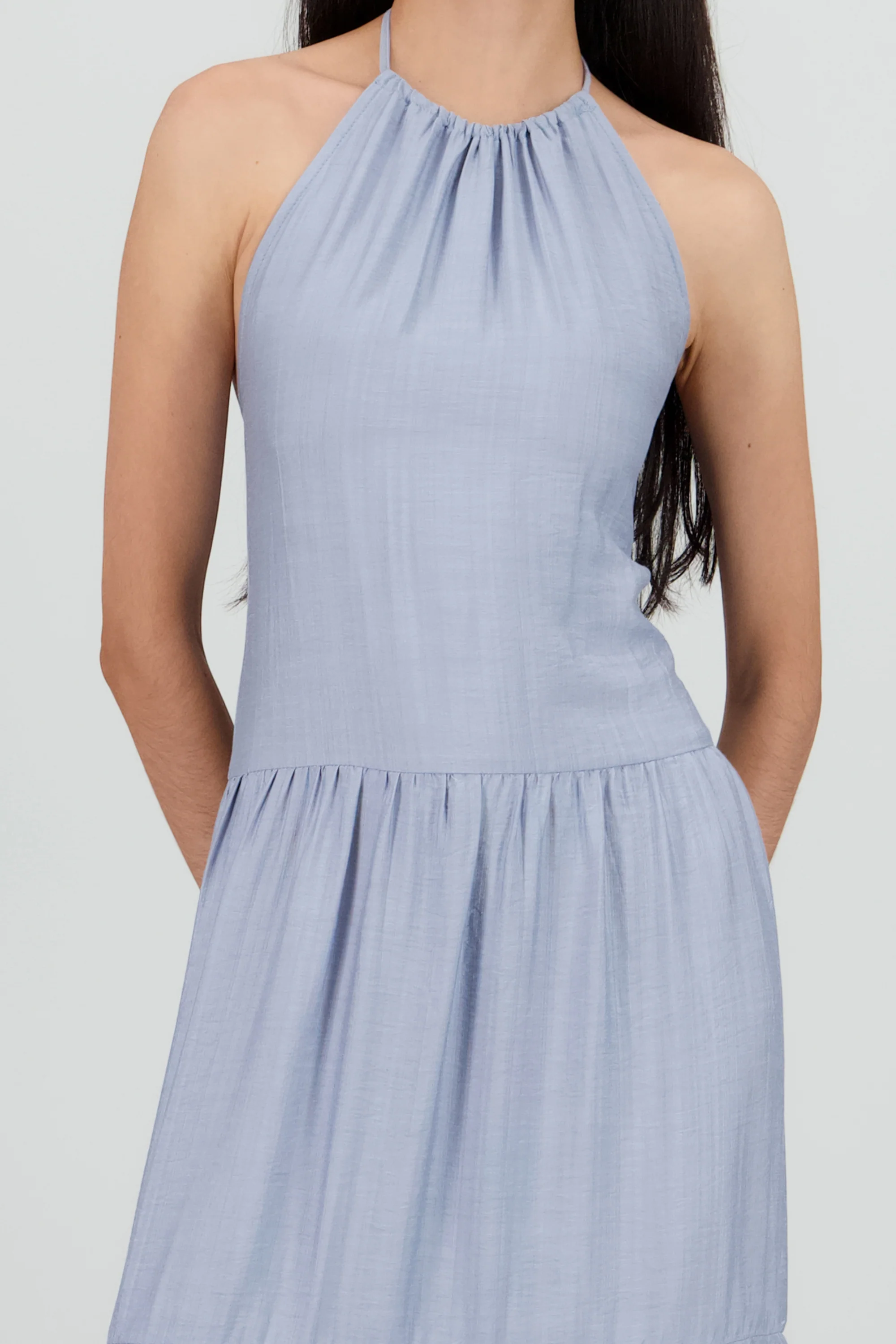 Vestido maxi halter con olanes - Image 5