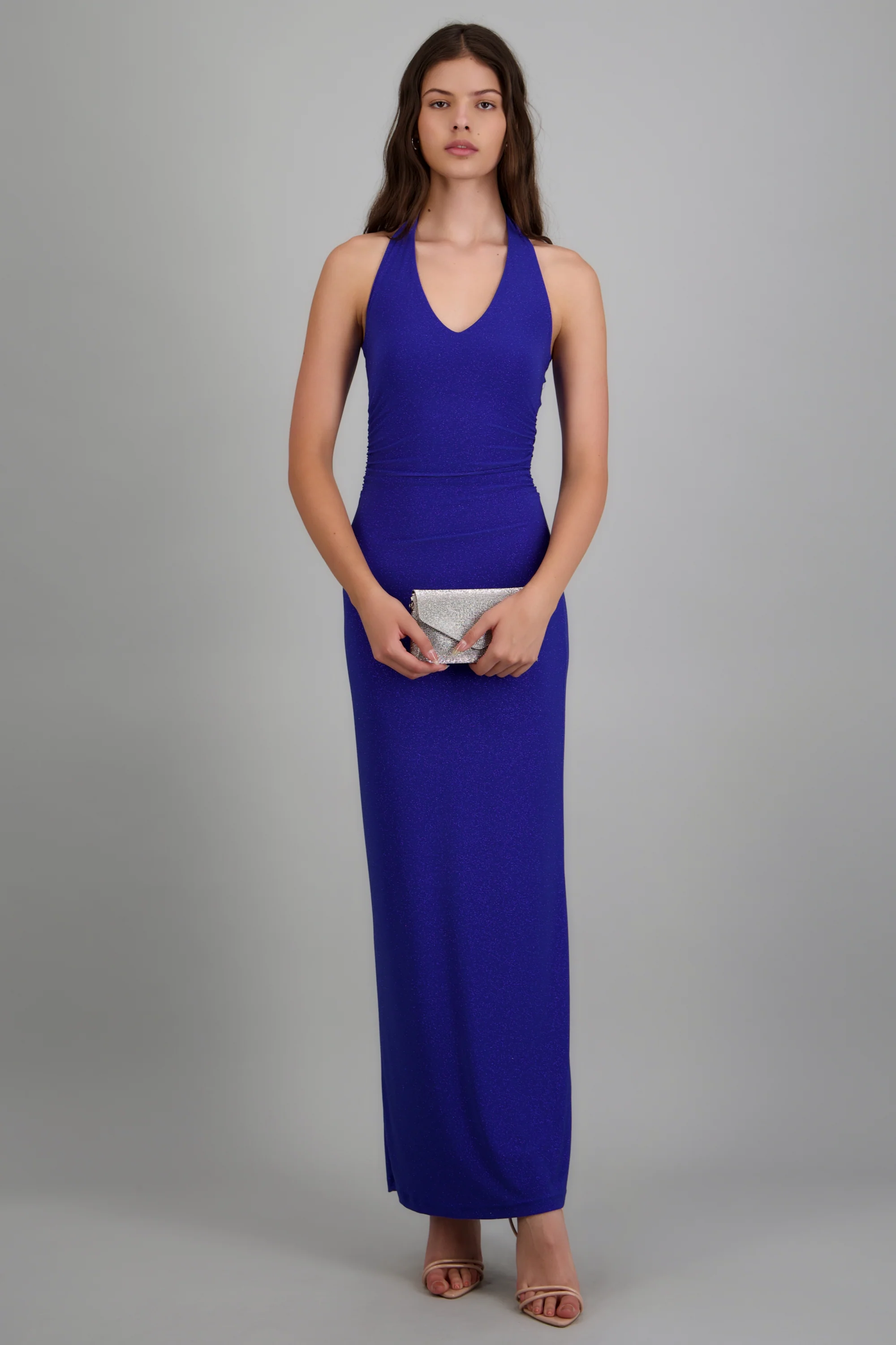 Vestido maxi halter detalle plisado