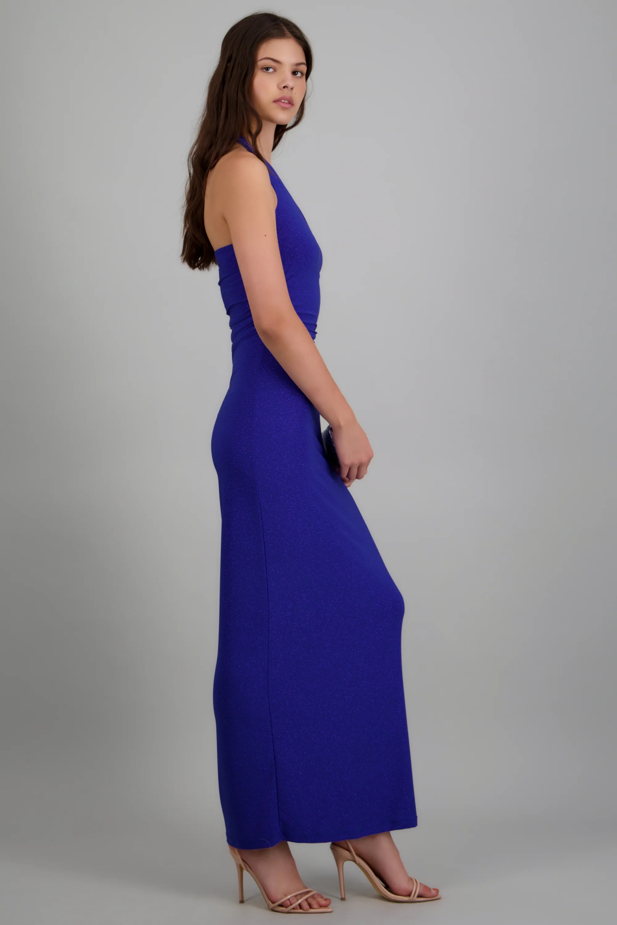 Vestido maxi halter detalle plisado - Image 9