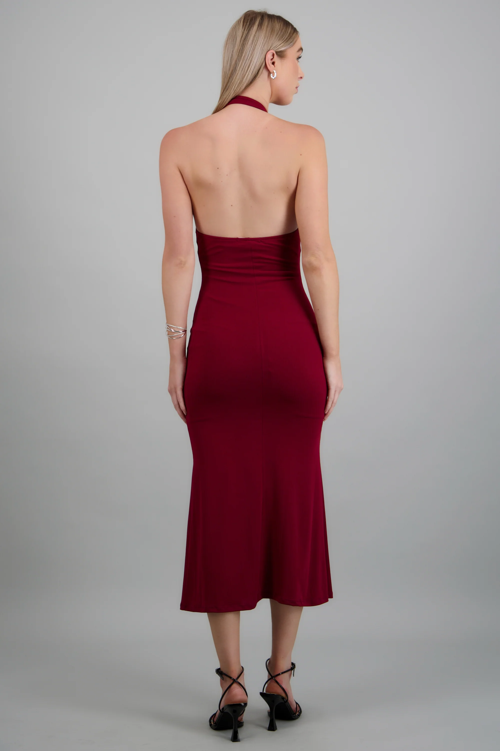 Vestido maxi halter escote columpio - Image 5