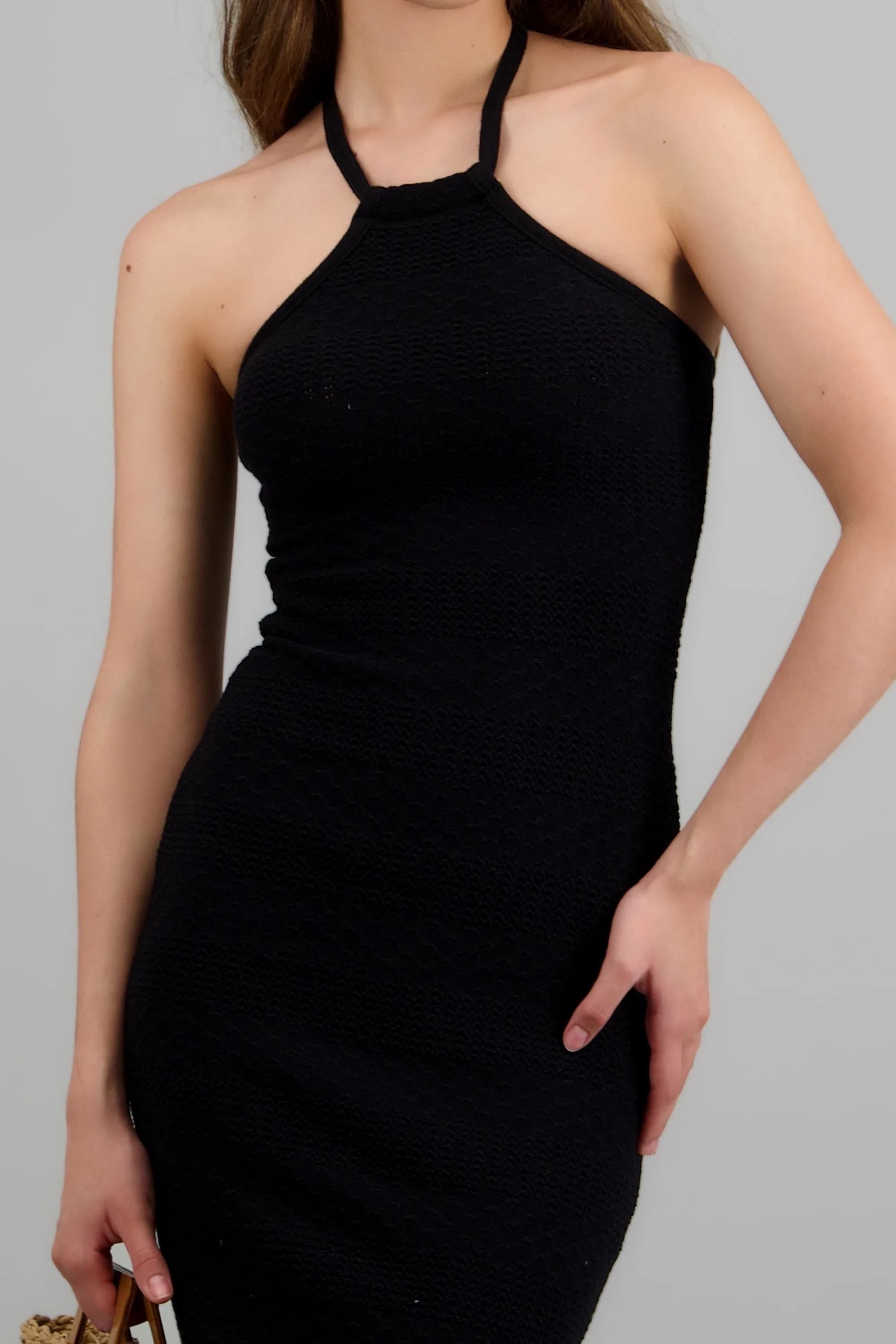 Vestido maxi halter textura - Image 5