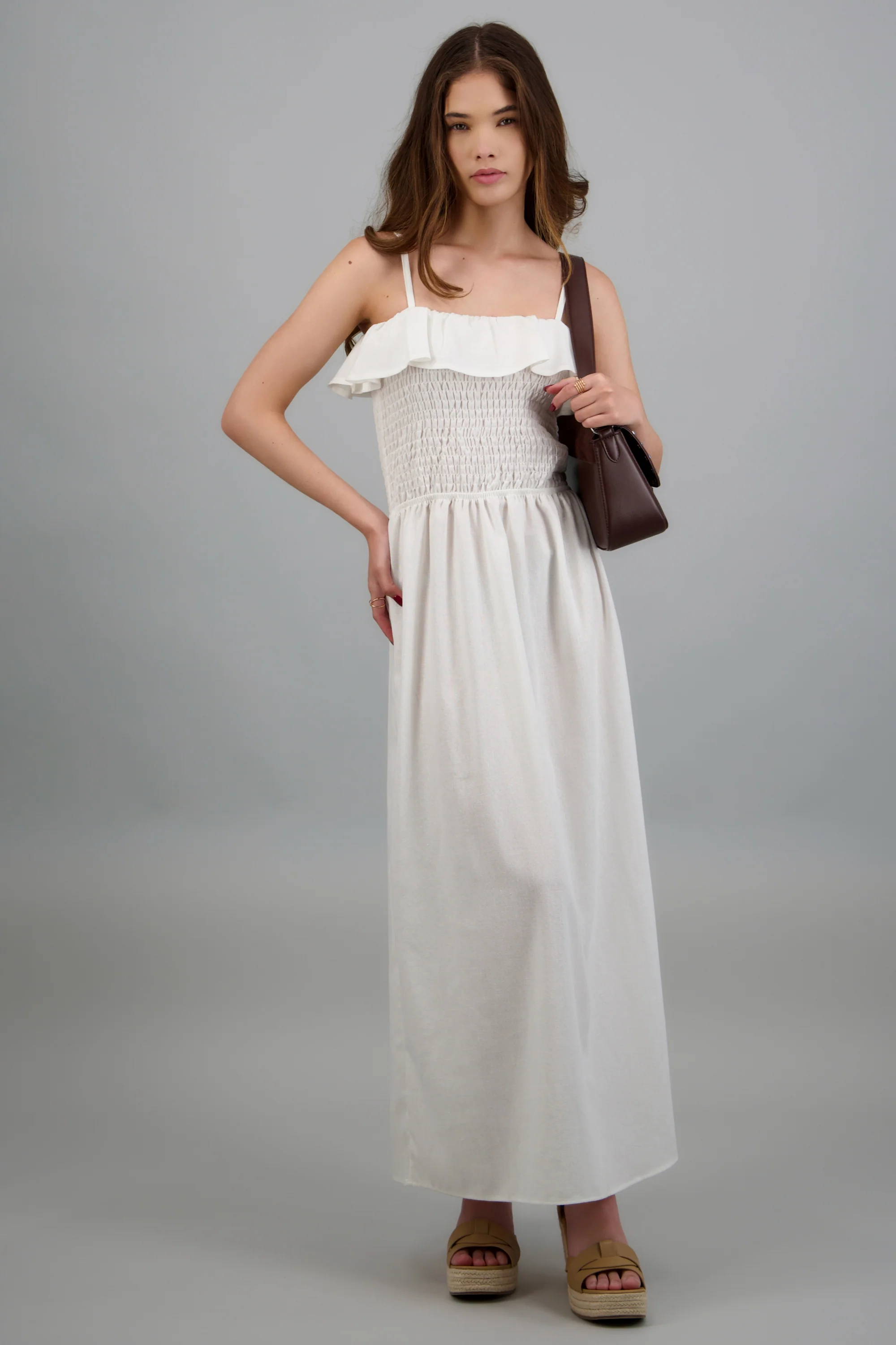 Vestido maxi lino detalle smock - Image 3