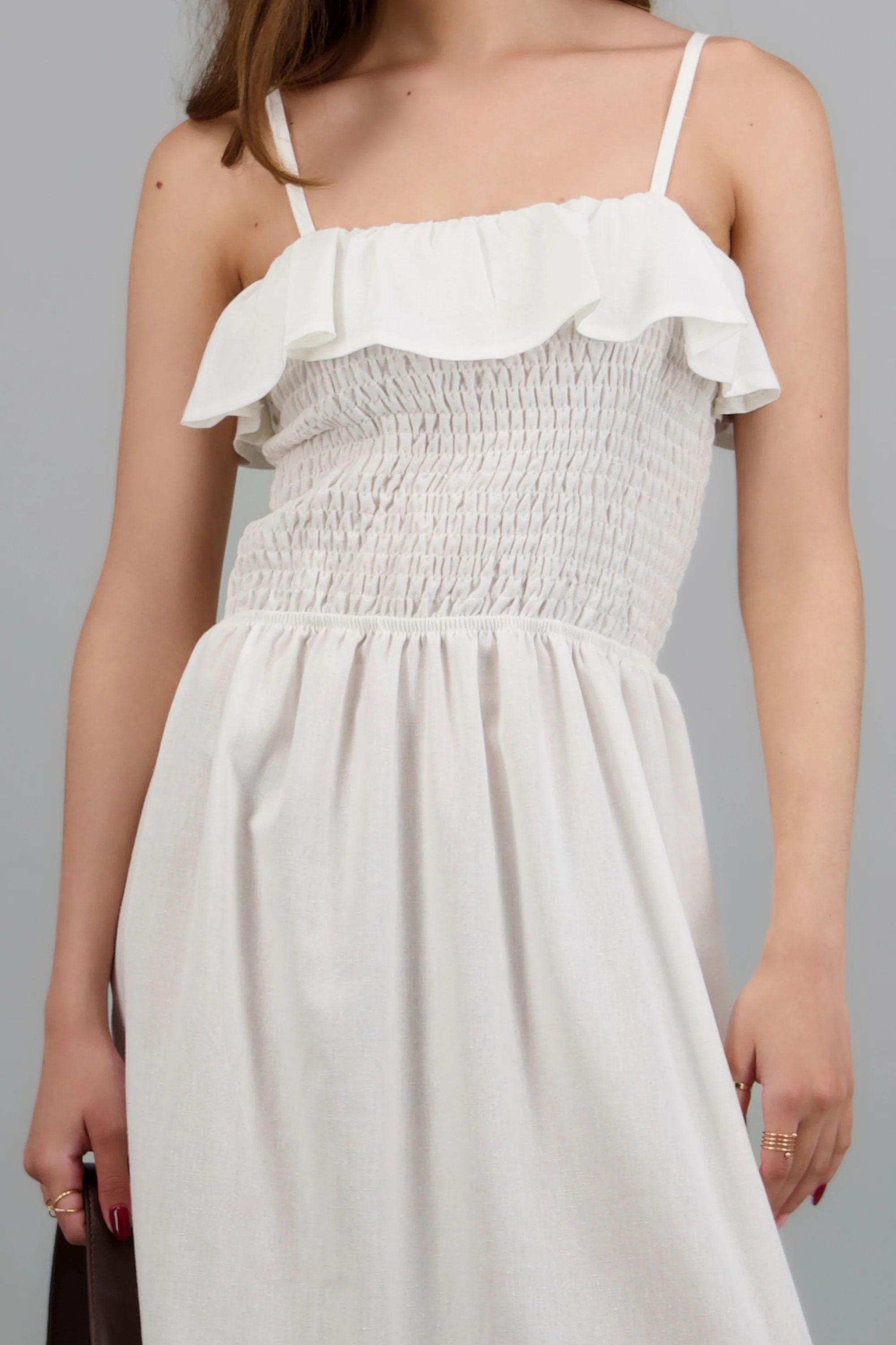 Vestido maxi lino detalle smock - Image 5