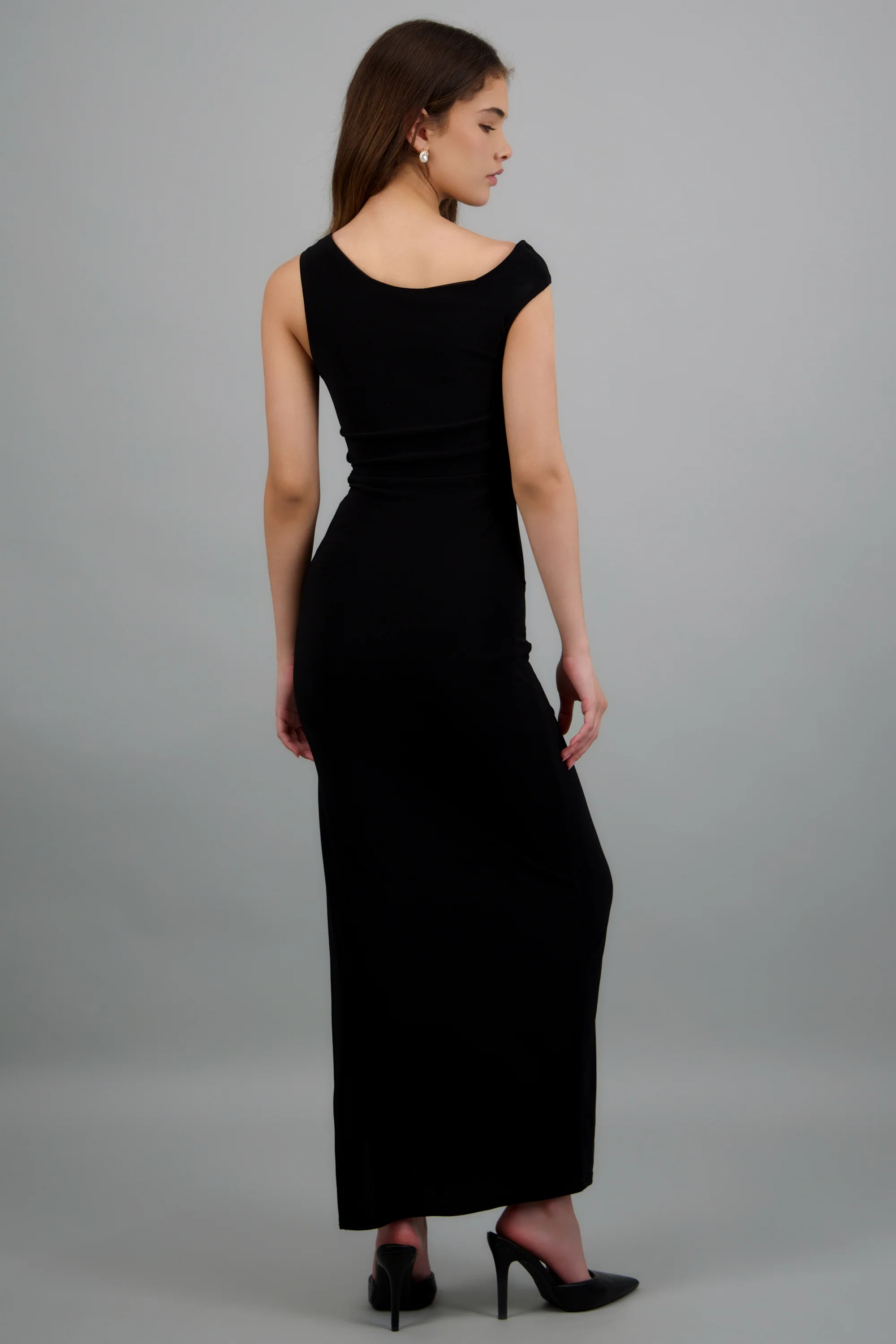 Vestido maxi sin manga detalle fruncido - Image 4