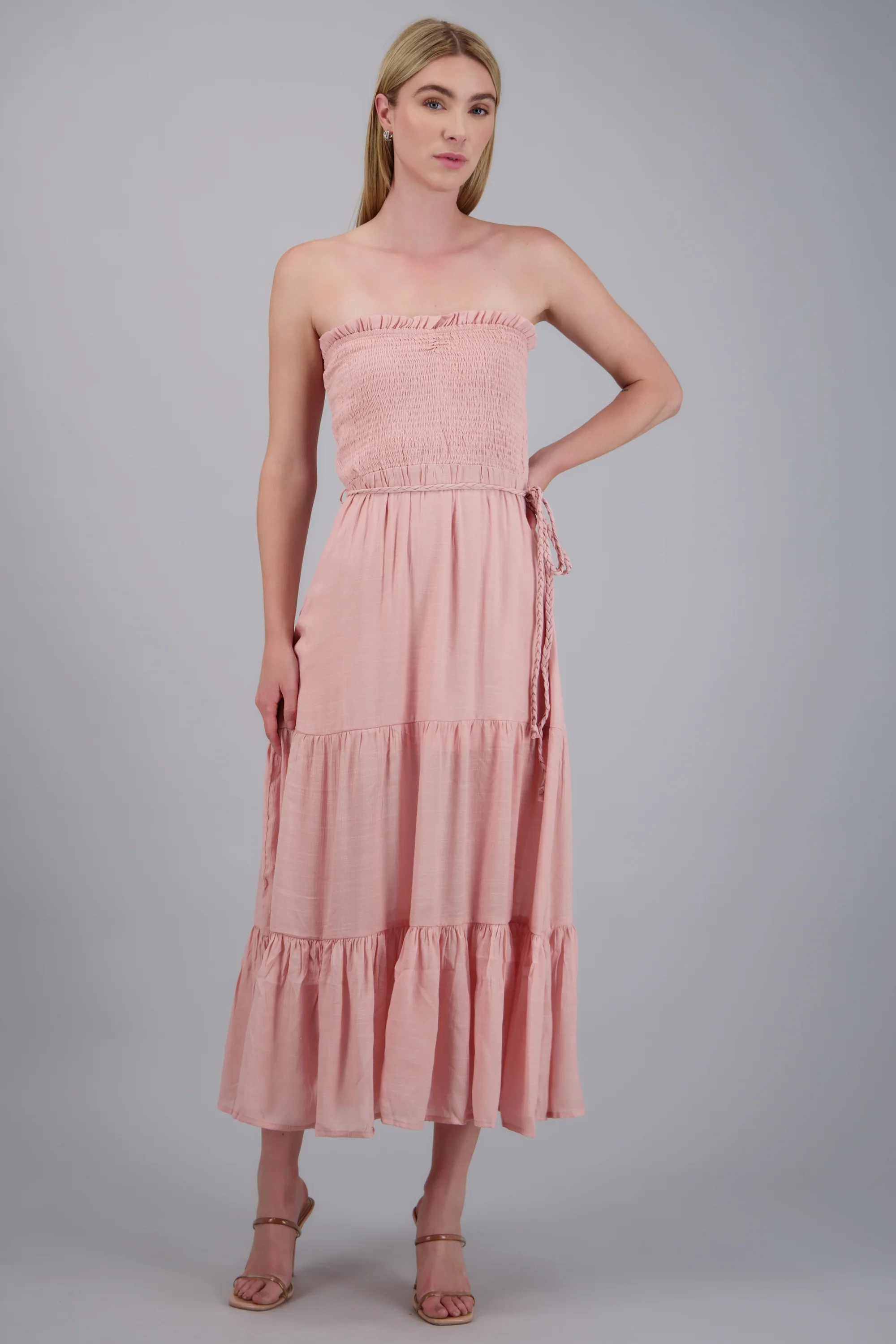 vestido maxi strapless fruncido