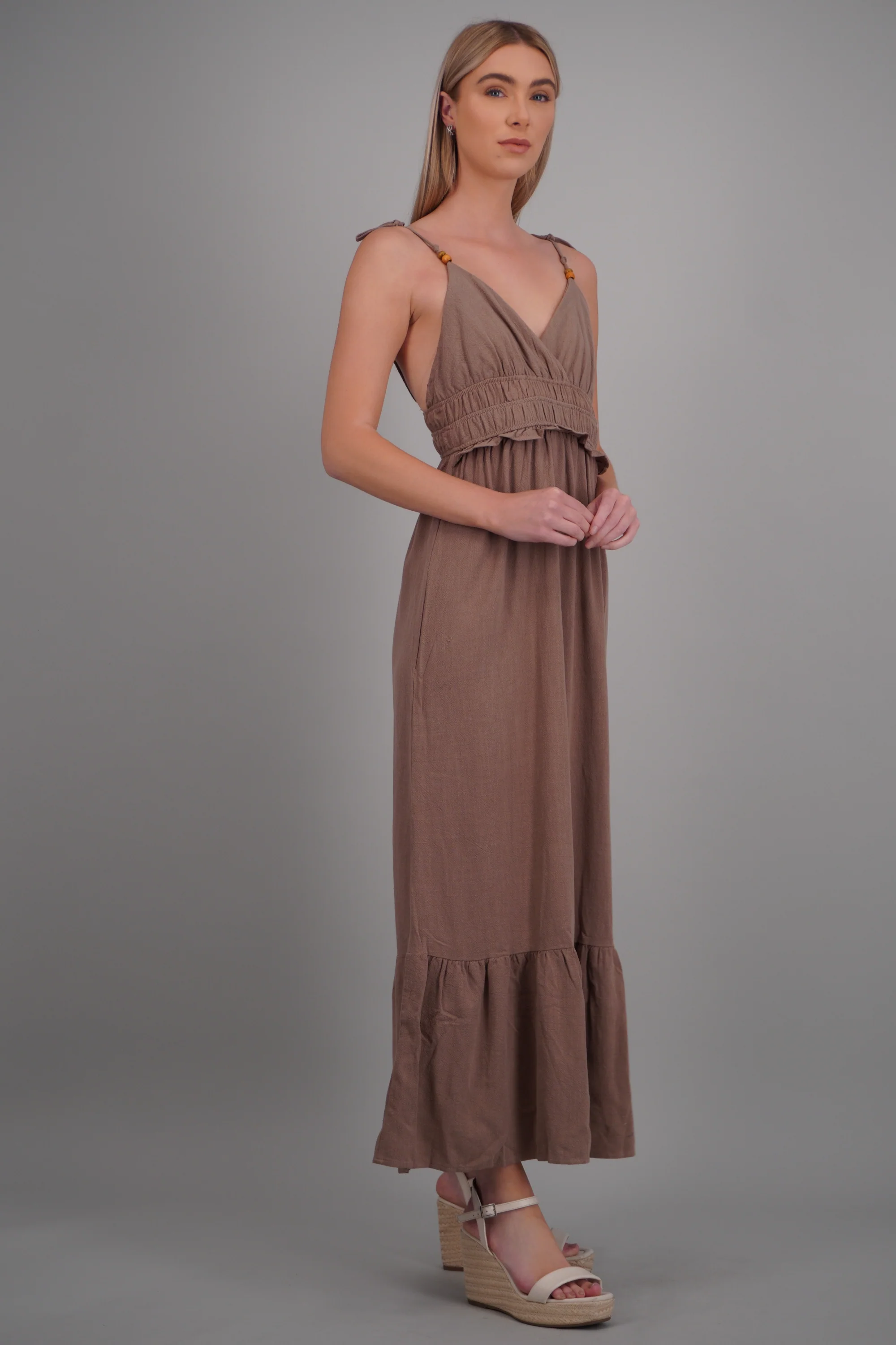 Vestido maxi tirantes detalle smock - Image 3