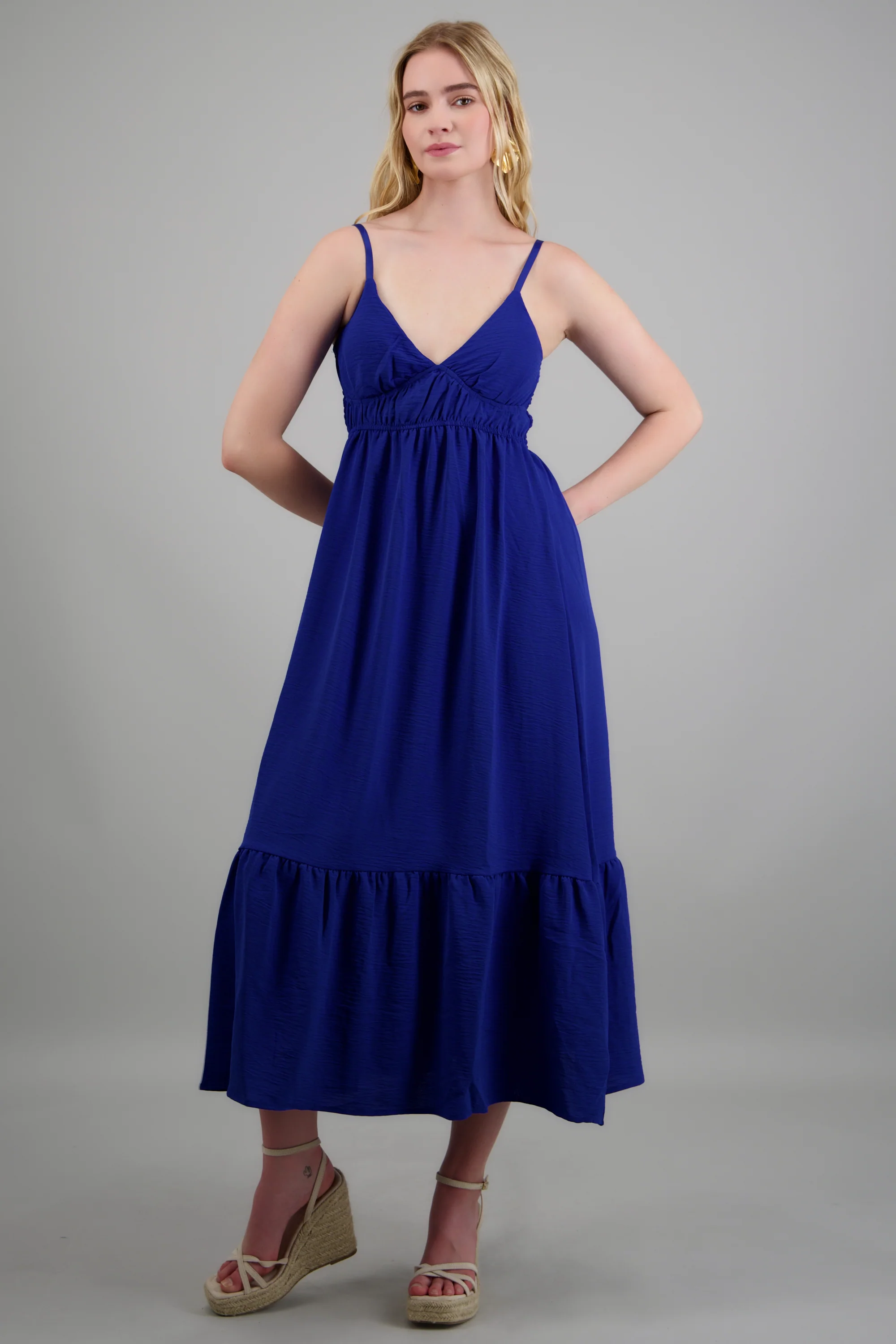 Vestido maxi tirantes liso con copas - Image 2