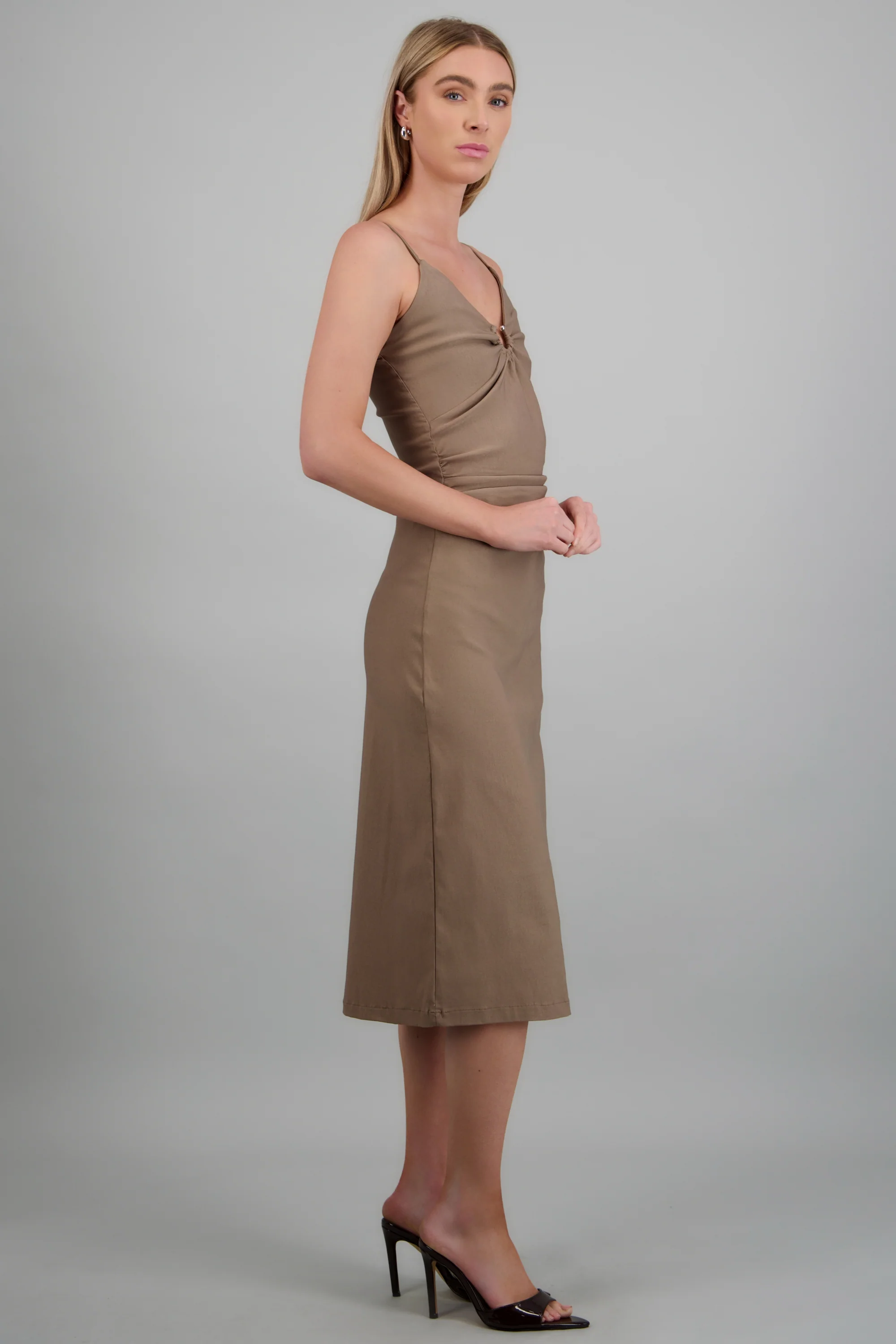 vestido midi escote detalle metalico - Image 3