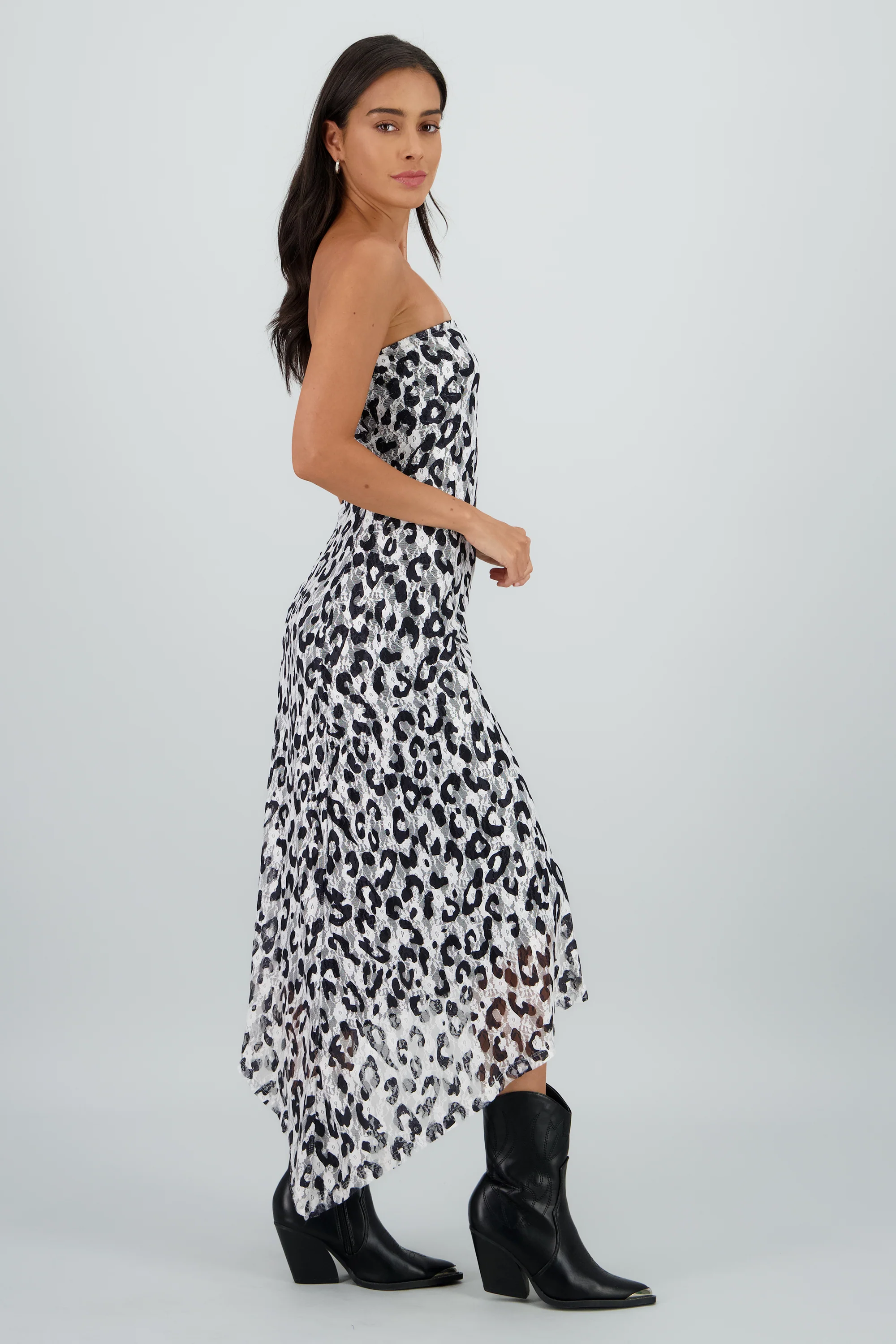 Vestido midi strapless detalle encaje - Image 3