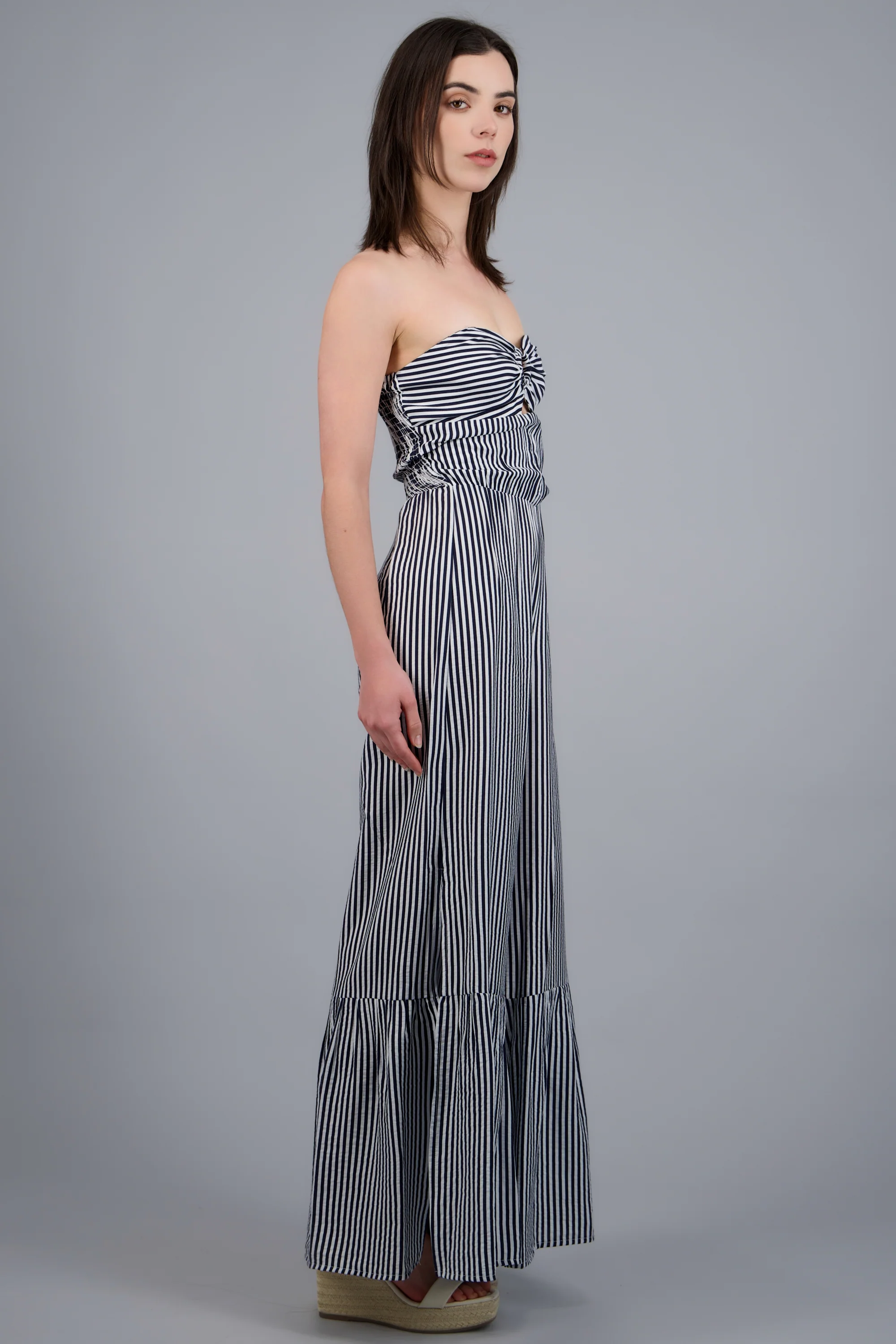 Vestido midi strapless detalle escote - Image 2