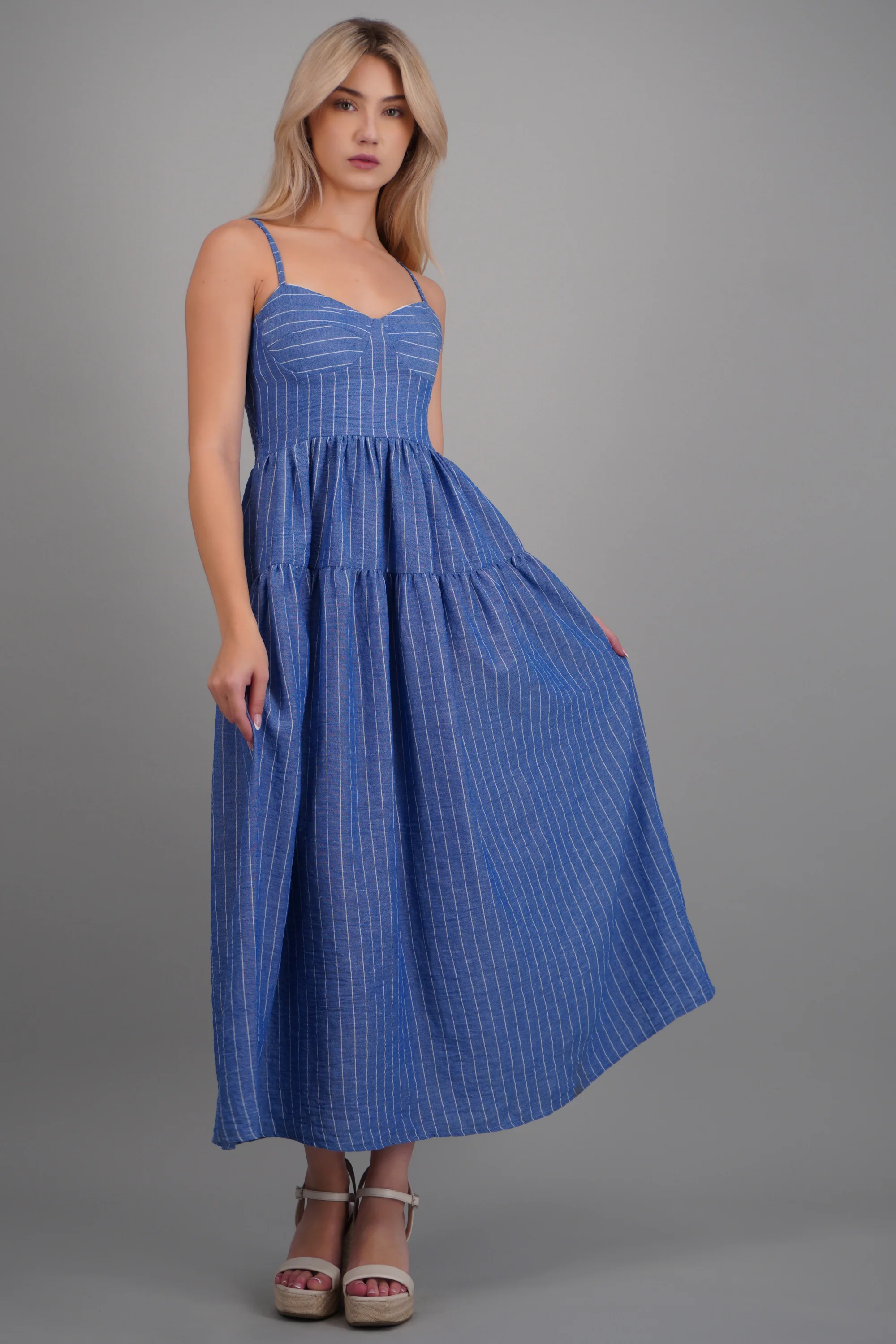 Vestido midi tirantes detalle olanes - Image 3