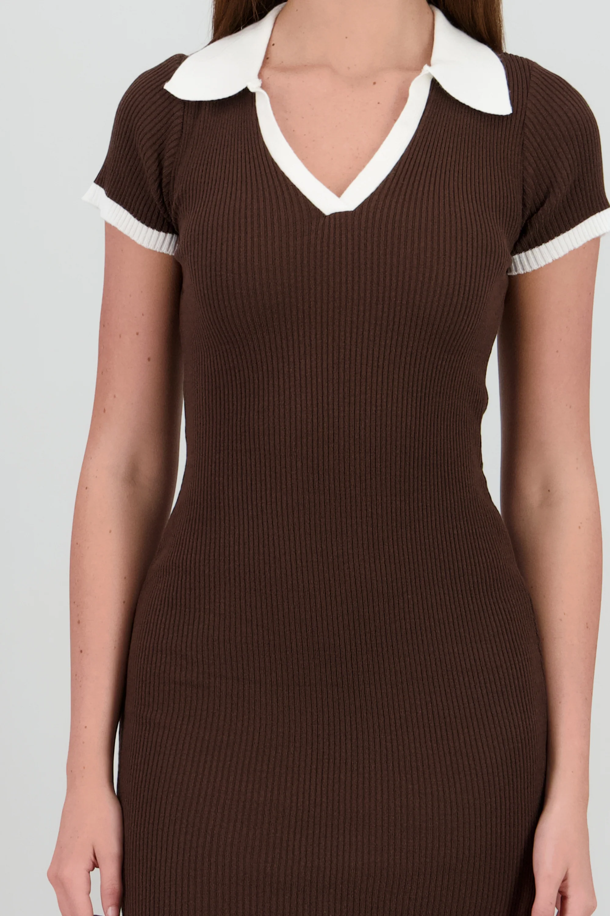 Vestido mini con cuello polo - Image 5