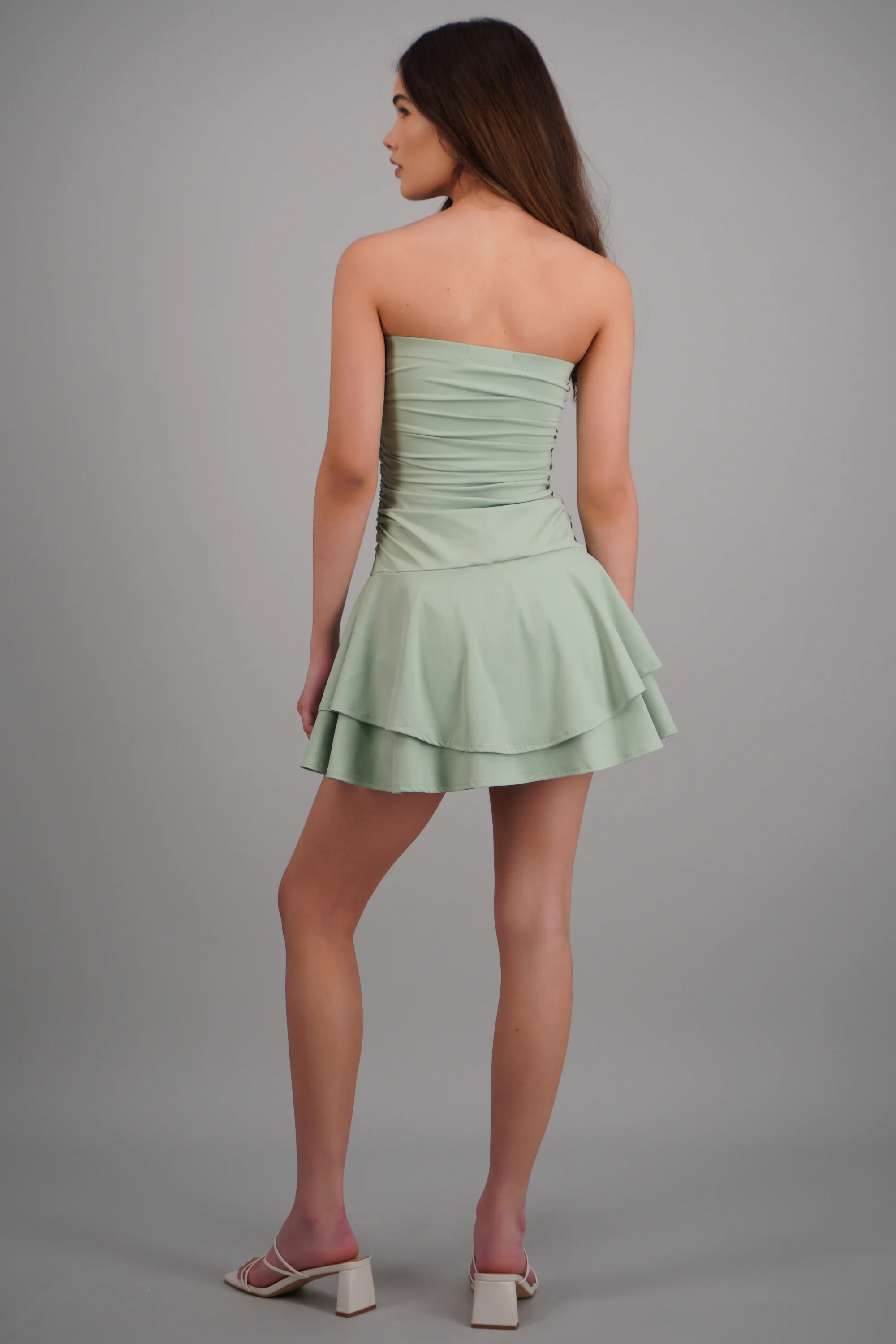 Vestido mini drapeado strapless - Image 4