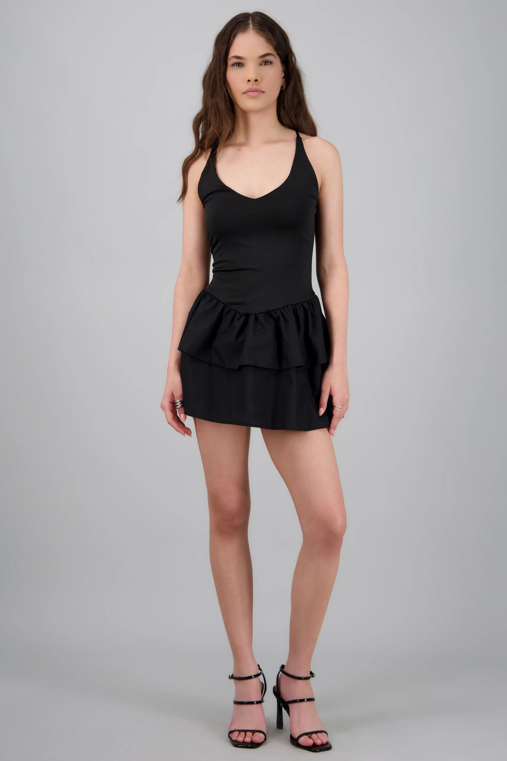 Vestido mini escote v detalle olanes - Image 2