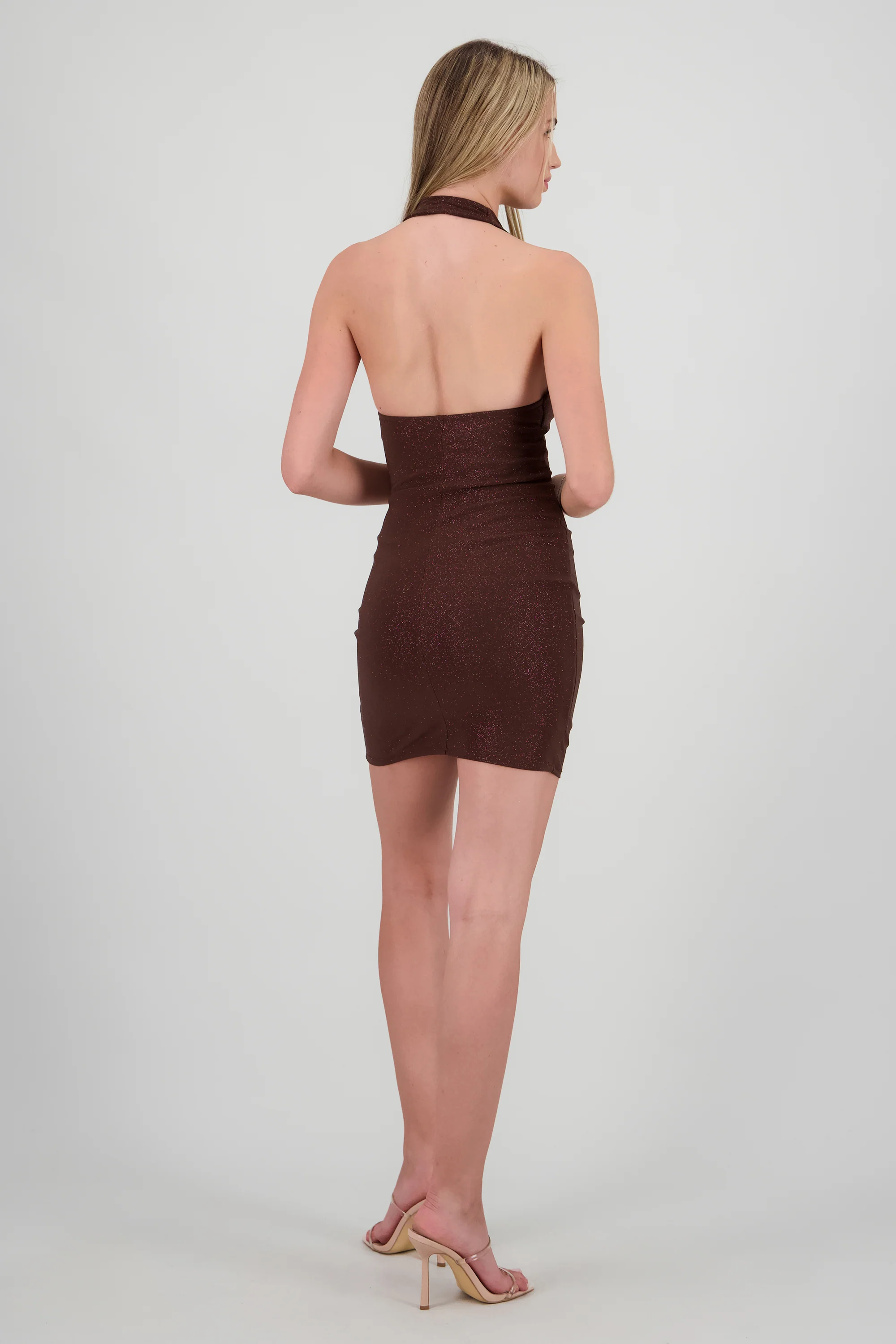 Vestido mini halter brillos - Image 4